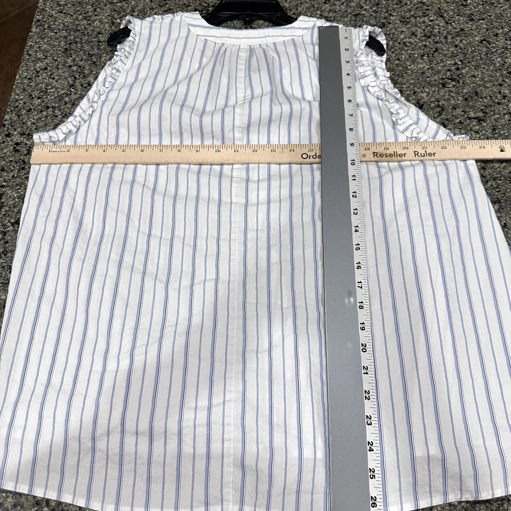 Vintage Lane Bryant Blouse Women Plus 18 Blue White Striped Sleeveless V Neck Ruffle Cotton Polyester Spandex Size XXL / US 16-18 / IT 52-54 - 5 Thumbnail