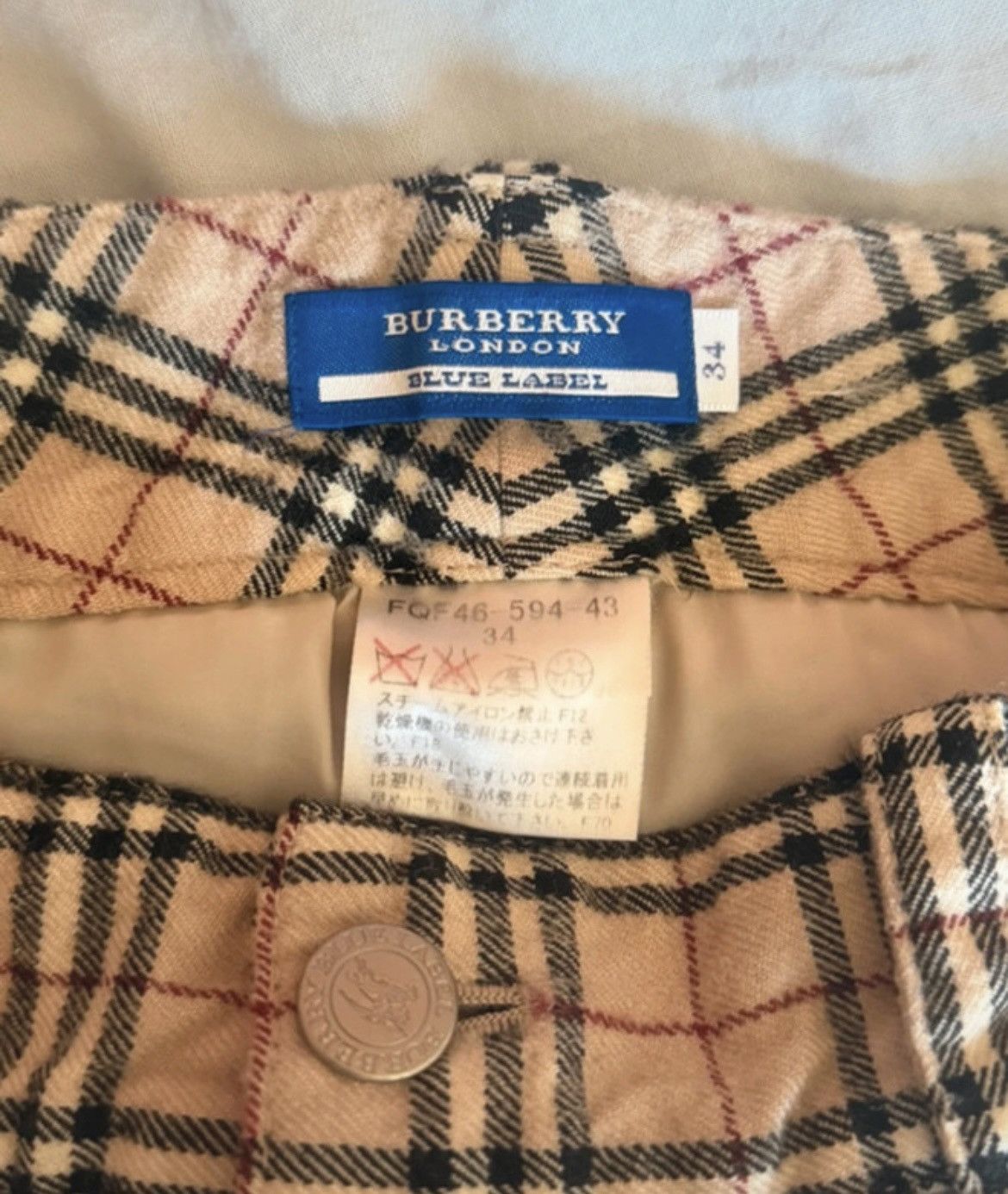 Burberry Burberry Nova Check Wool Mini Skirt XS/US 2 Size 26" / US 2 / IT 38 - 2 Thumbnail