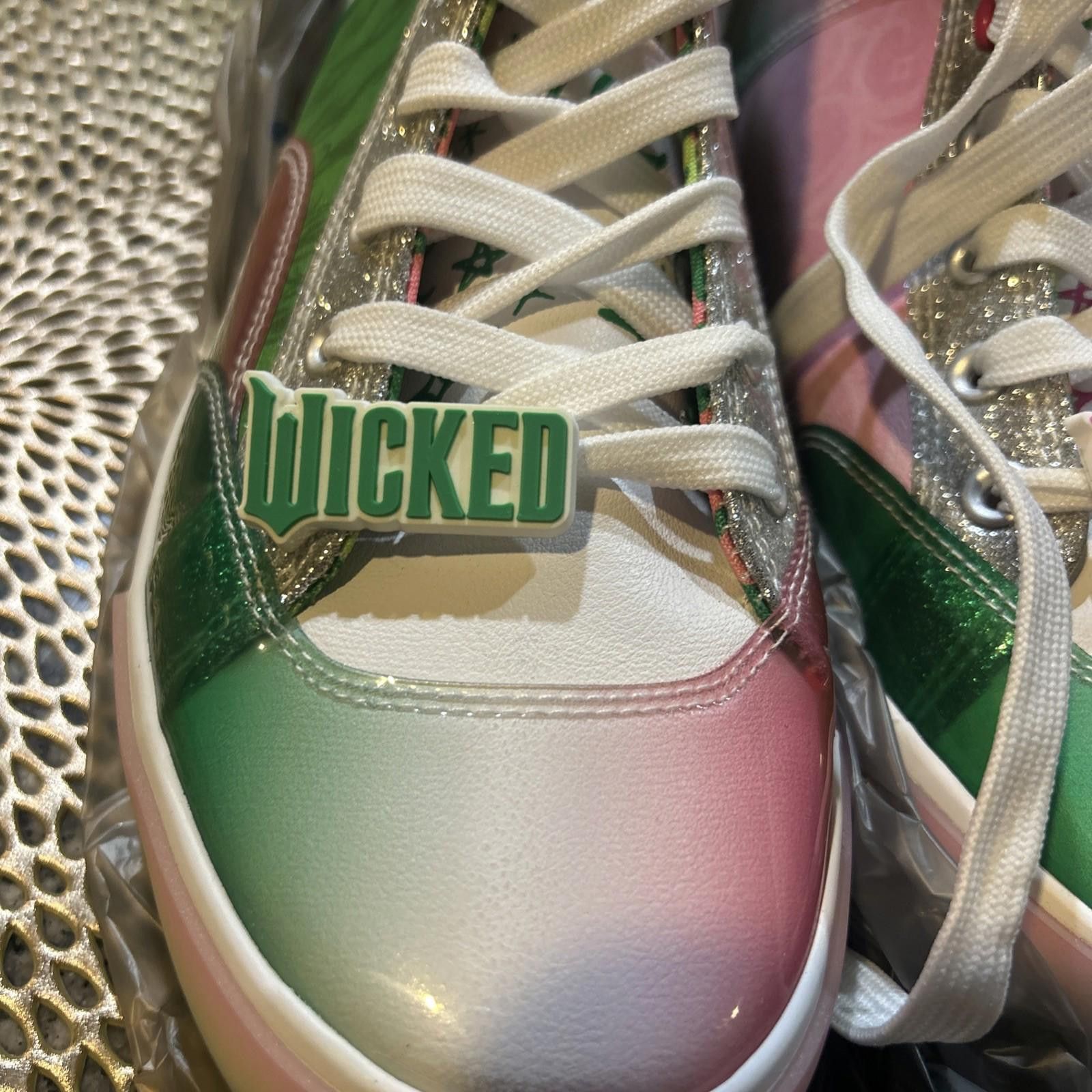Ground Y WICKED Top Sneaker Pink Green Women's Sz8.5 ELPHABA GLINDA Size US 8.5 / IT 38.5 - 2 Thumbnail
