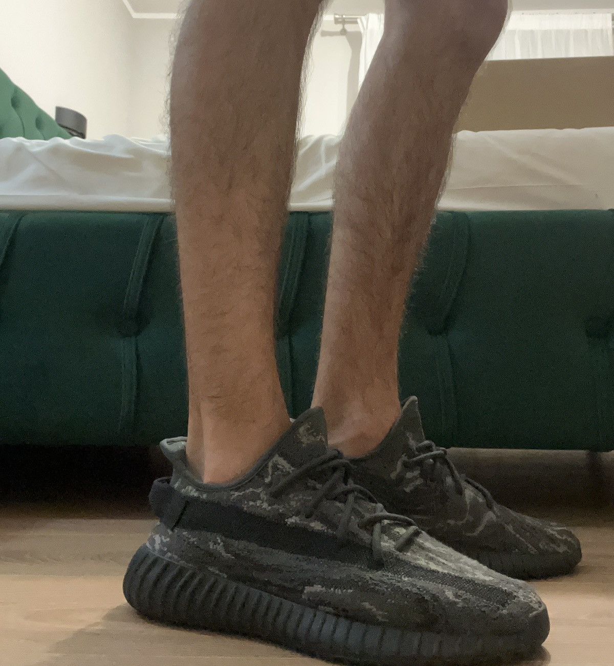 Yeezy Yeezy Boost 350 V2 MX Dark Salt Size US 9.5 / EU 42-43 - 6 Thumbnail