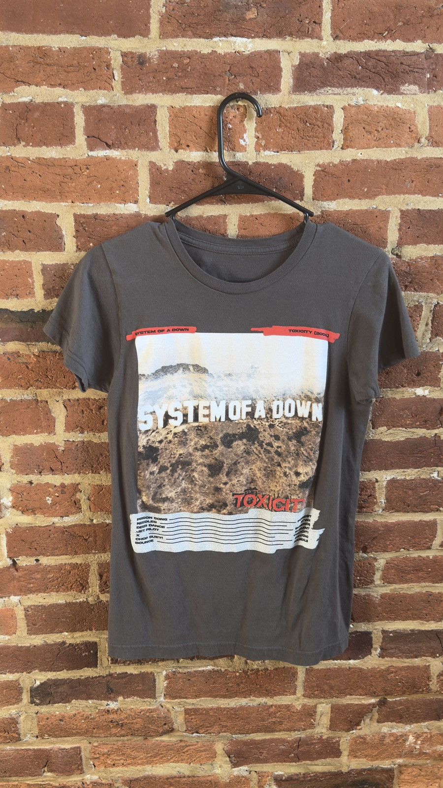 Vintage System Of A Down Shirt Size US XXS / EU 40 - 1 Thumbnail