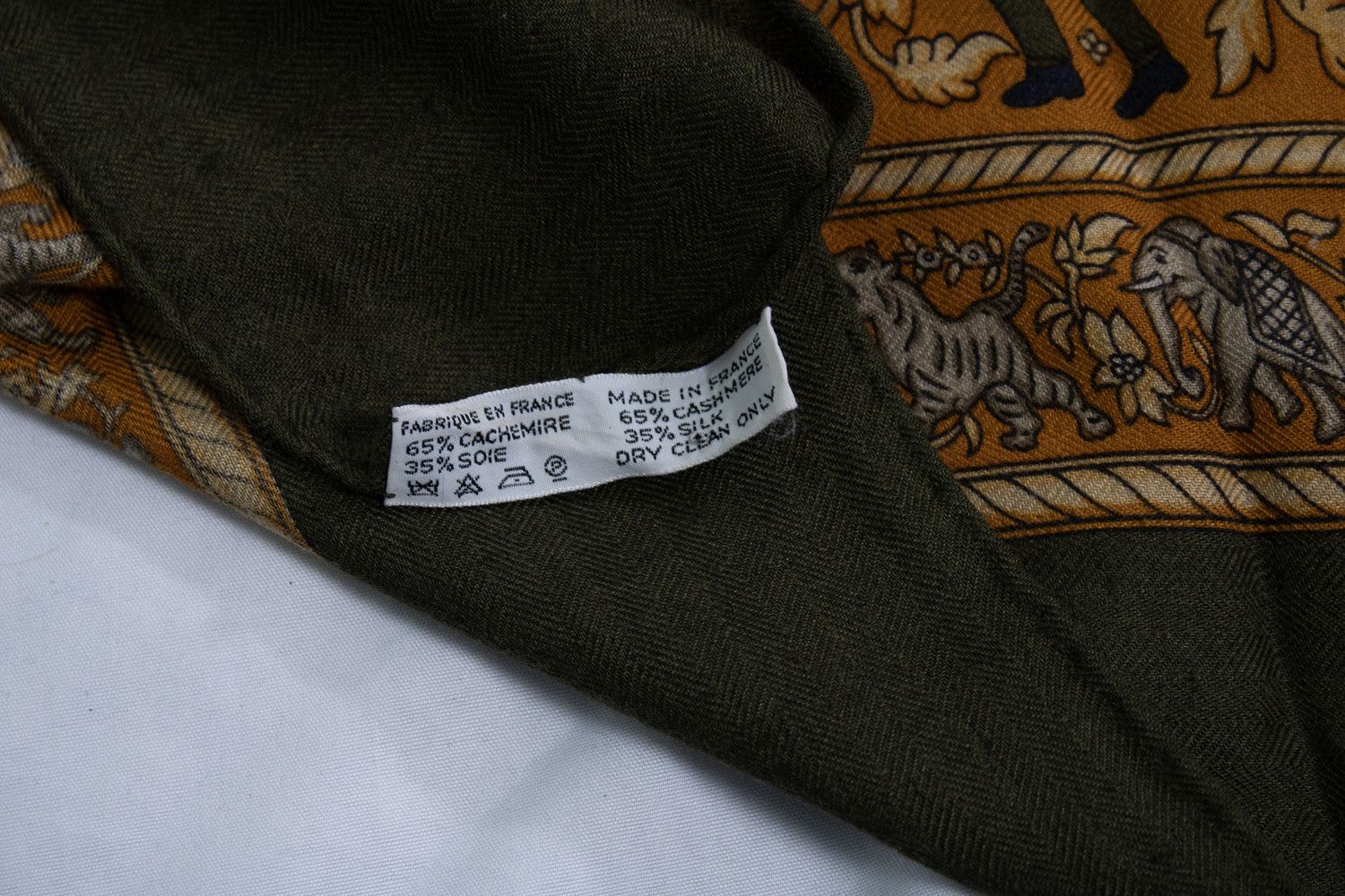 Hermes Hermes, Chasse en Inde cashmere scarf in green Size ONE SIZE - 6 Thumbnail
