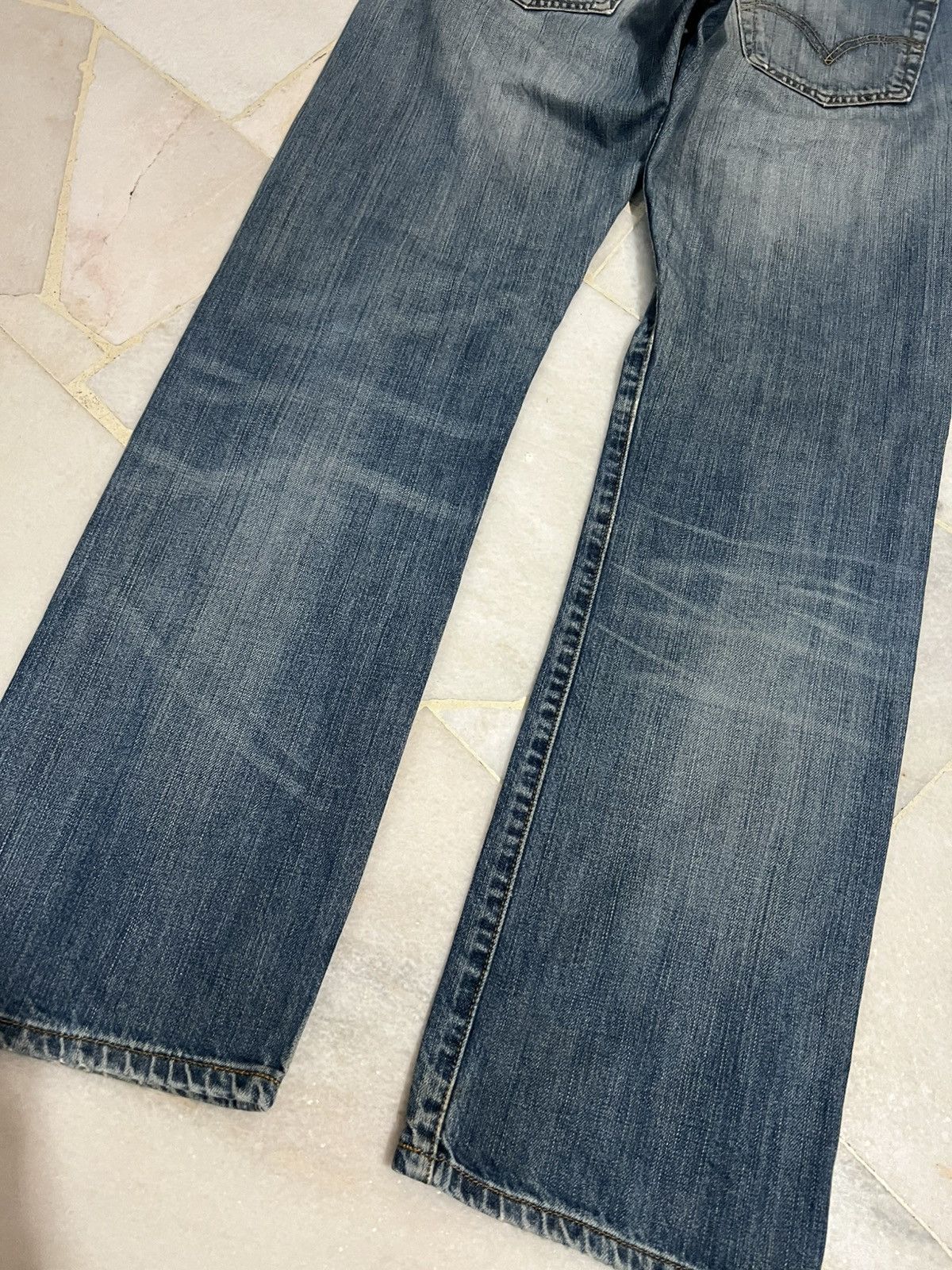 Levi's × Levi's Vintage Clothing VINTAGE LEVIS 501 DISTRESSED JEAN Size US 31 - 15 Thumbnail