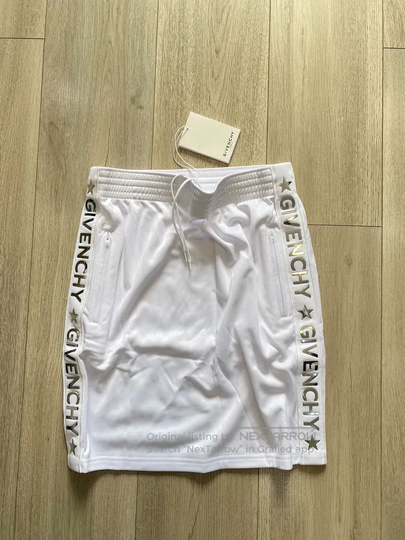 Givenchy Givenchy Classic Logo Drawcord Women's Short Skirt, White Size 25" / US 0 / IT 36 - 1 Thumbnail