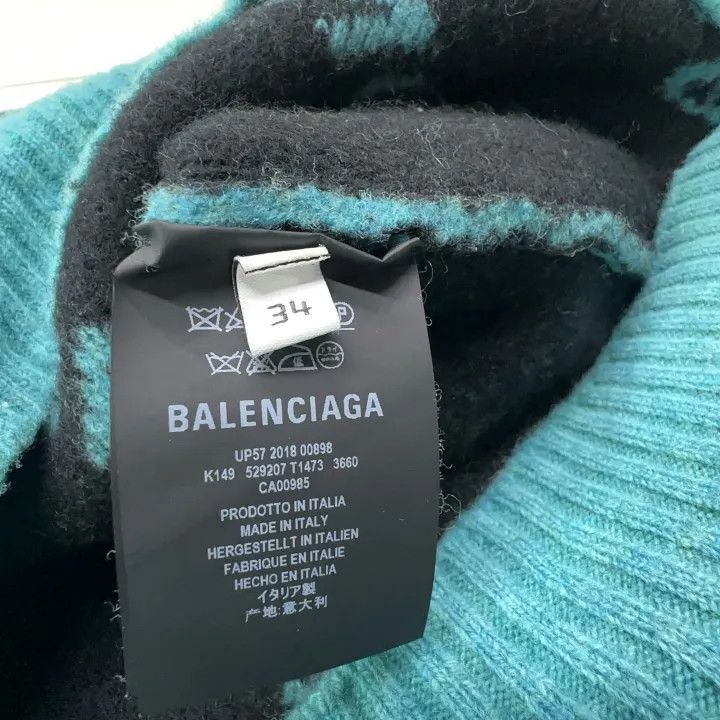 Balenciaga Balenciaga Balenciaga VNeck Logo Sweater in Blue -2507 Size US S / EU 44-46 / 1 - 4 Thumbnail