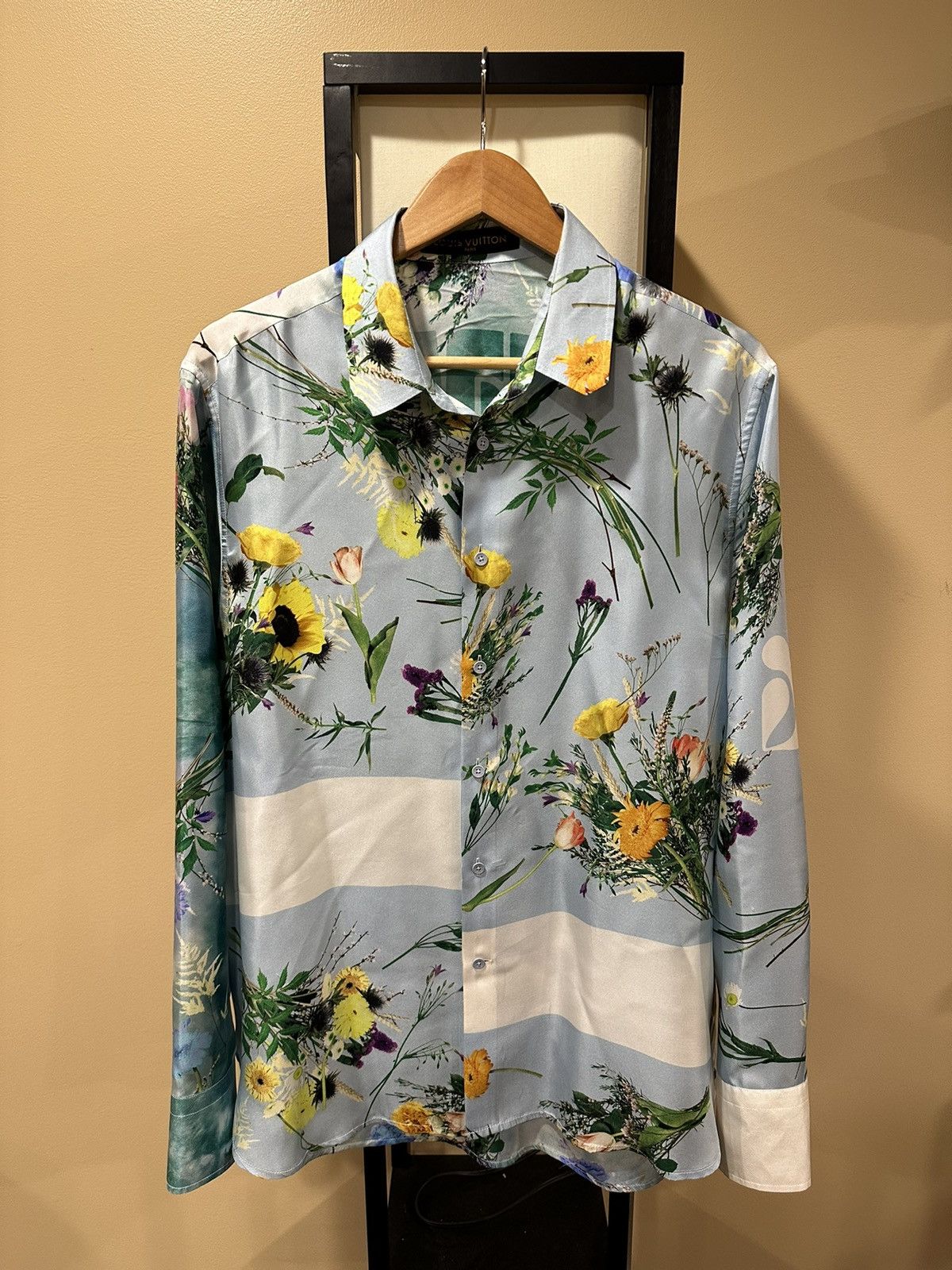 Louis Vuitton Louis Vuitton Virgil Abloh SS20 Floral Silk Button Up Shirt Size US M / EU 48-50 / 2 - 1 Thumbnail
