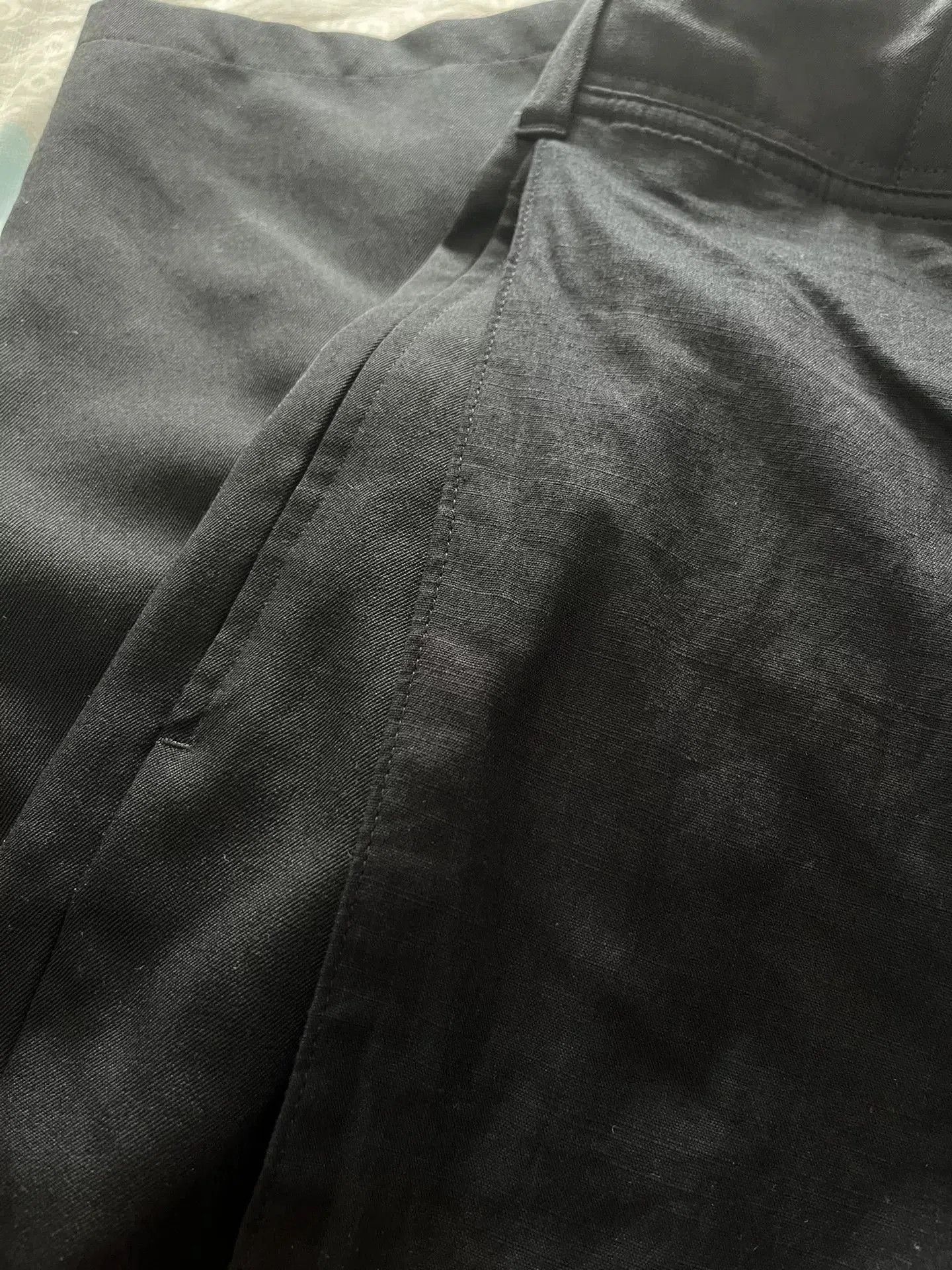 Yohji Yamamoto Yohji Yamamoto Black Wool Culottes. Size 24" / US 00 / IT 34 - 8 Thumbnail