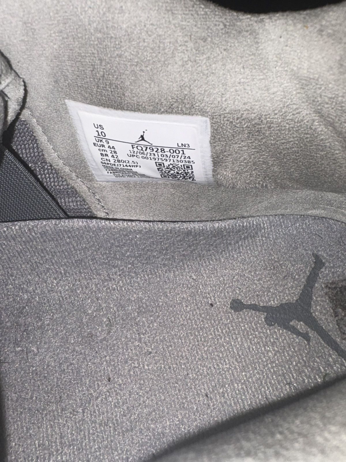 Nike Wet cement 4s Size US 10 / EU 43 - 7 Thumbnail