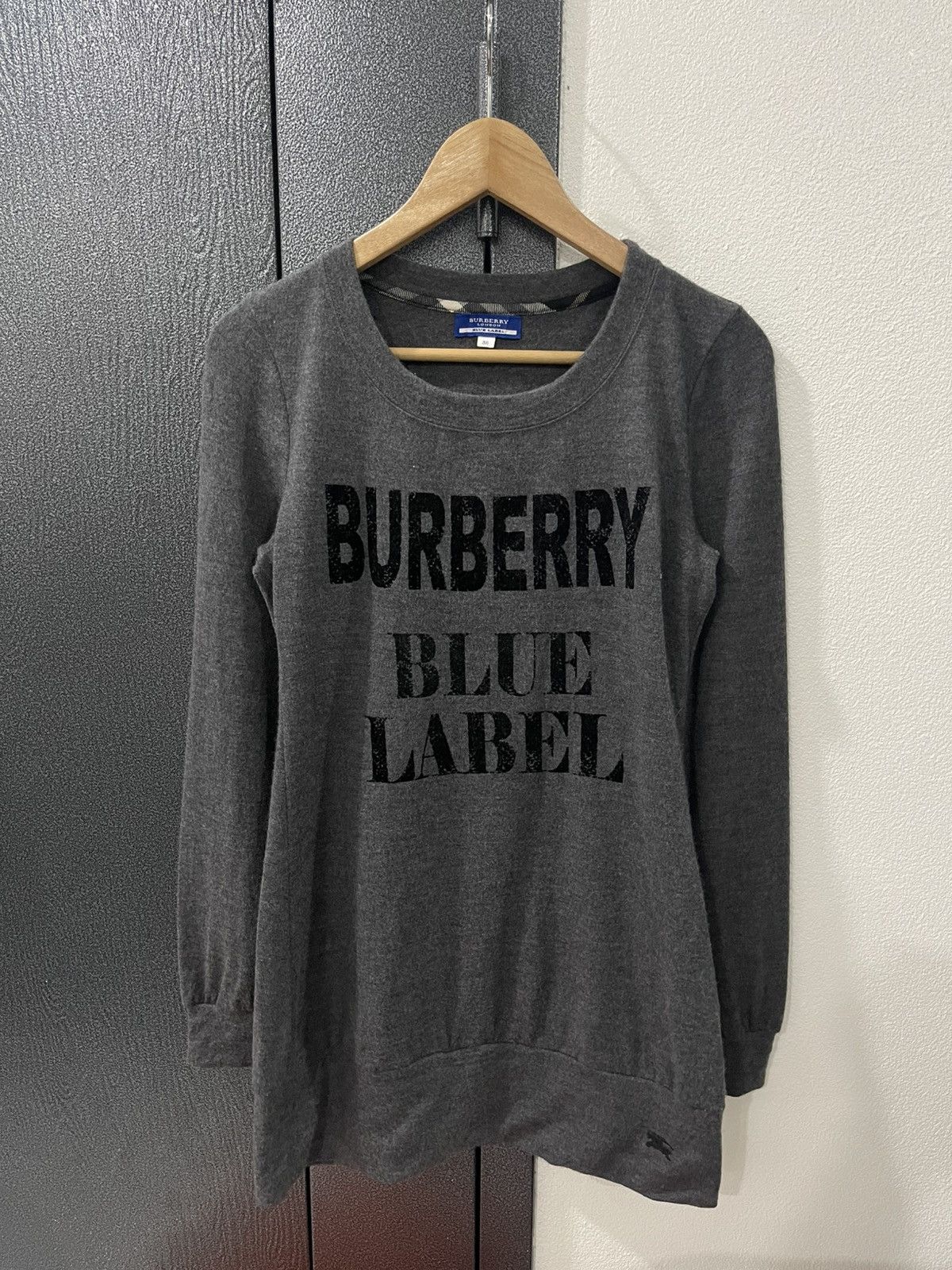 Burberry Burberry Blue Label Sweatshirt Size S / US 4 / IT 40 - 1 Thumbnail