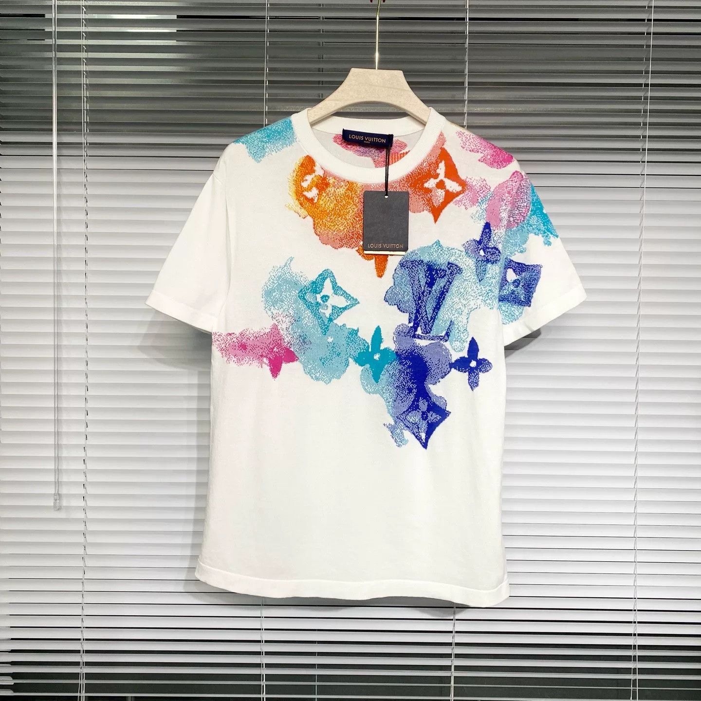 Louis Vuitton LV Knit Short-Sleeve Three-Flower Logo Size US S / EU 44-46 / 1 - 1 Thumbnail