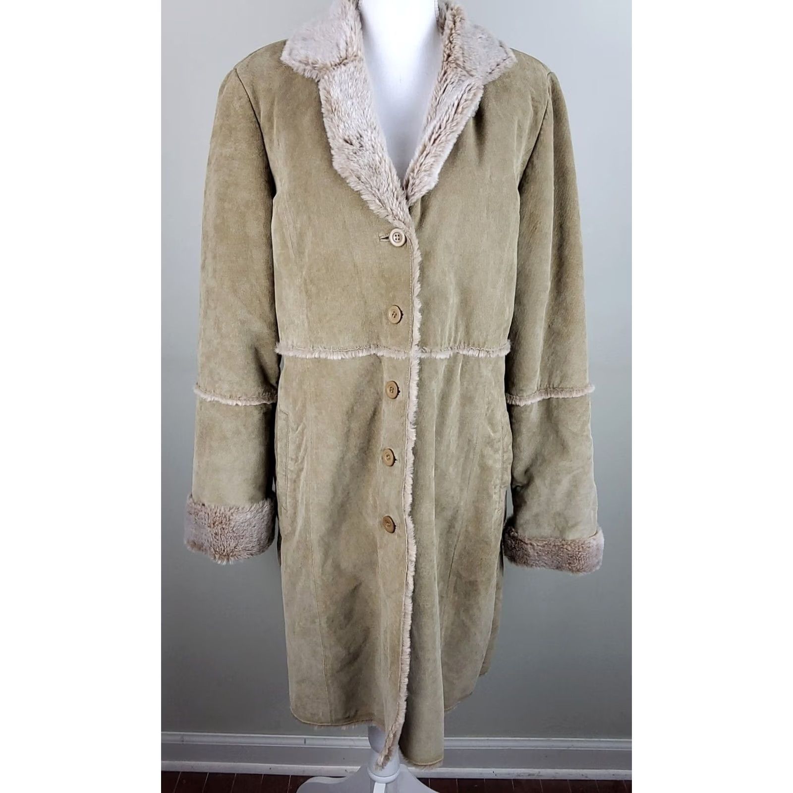 Vintage Brandon Thomas Suede Leather Jacket Coat Pea Coat Faux Fur Trim Tan Size L Womens Brown Size L / US 10 / IT 46 - 3 Thumbnail