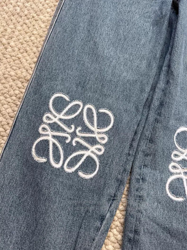 Loewe Loewe Anagram Logo Embroidered Denim Capri Pants Size 24" / US 00 / IT 34 - 3 Thumbnail