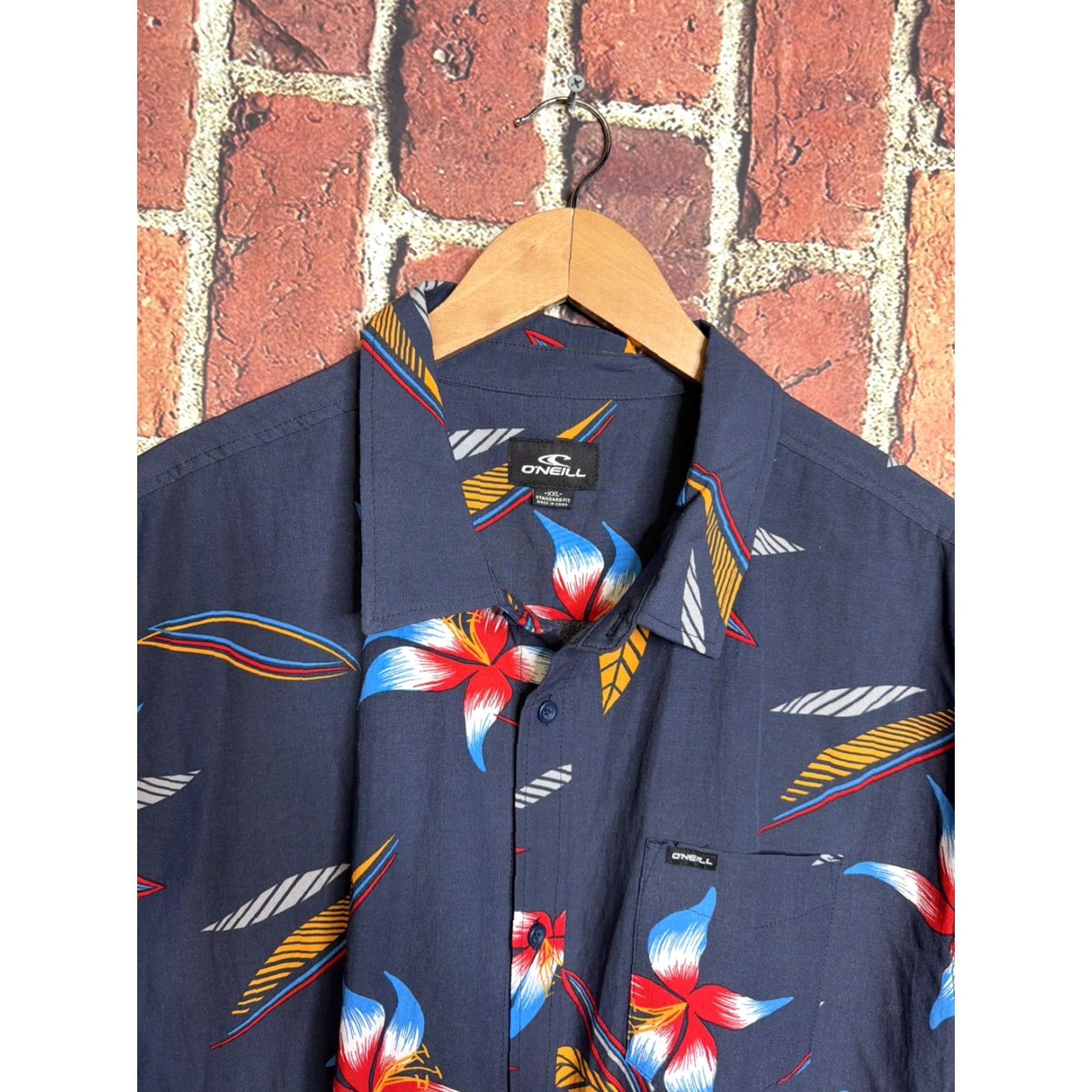 O'Neill O'Neill Shirt 2XL Blue Floral Hawaiian Short Sleeve Button-Up Casual Vintage No Size US XXL / EU 58 / 5 - 2 Thumbnail