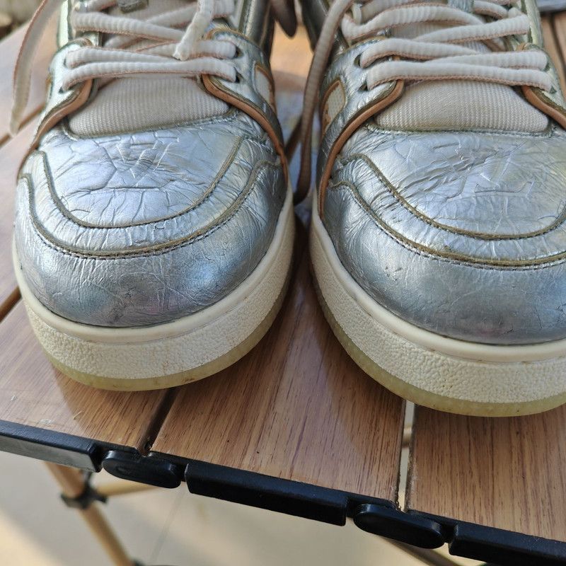 Louis Vuitton Louis Vuitton Stylish Silver Trainer Sneakers for Men -2508 Size US 8 / EU 41 - 7 Thumbnail