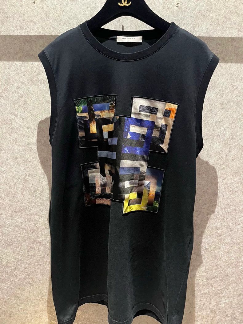 Other Givenchy Black sleeveless T-shirt, size S Size US S / EU 44-46 / 1 - 1 Thumbnail
