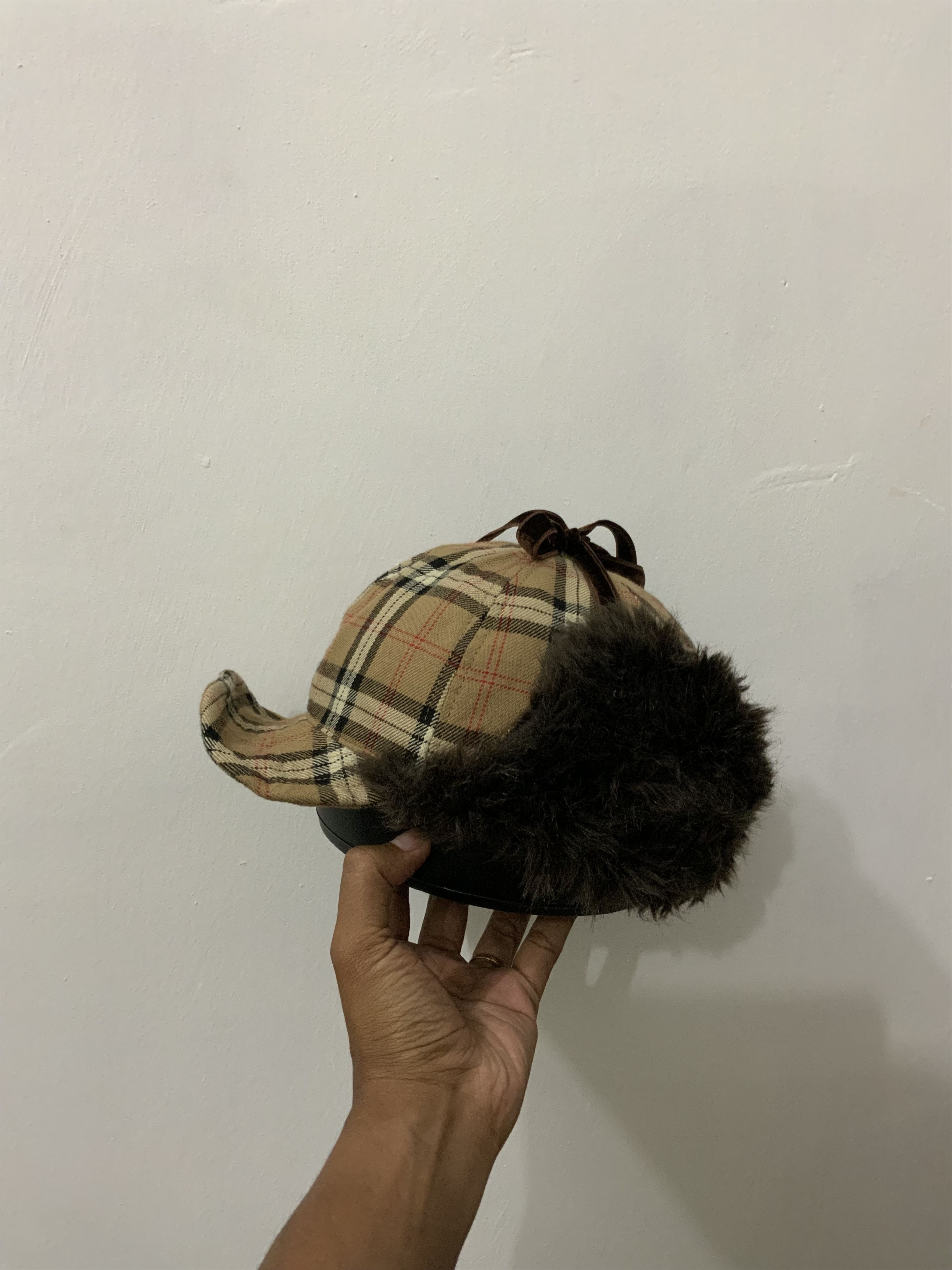 Japanese Brand Gloria Cordes Tokyo Fur inspired by Burberry Trooper Hat Size ONE SIZE - 2 Thumbnail
