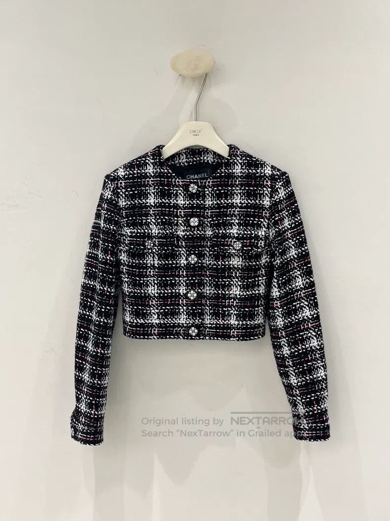 Chanel Chanel Black and pink diamond button short coat Size XXS / US 00 / IT 34 - 1 Thumbnail