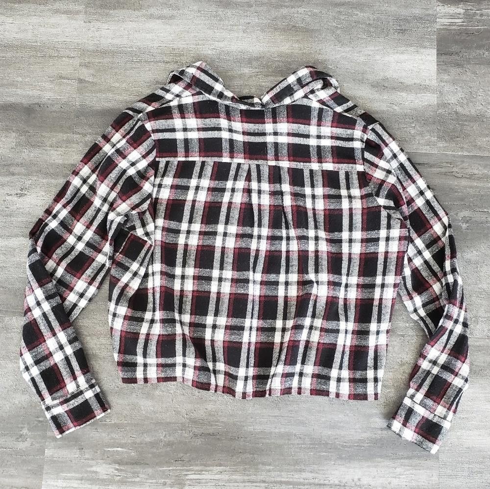 Boohoo Black Red Boohoo Cropped Flannel Long Sleeve Size M / US 6-8 / IT 42-44 - 2 Thumbnail