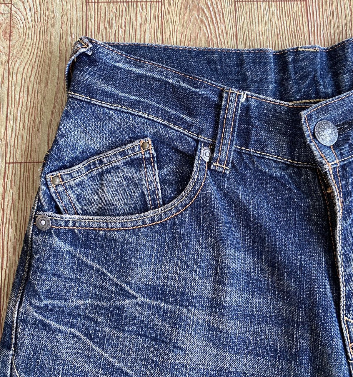 Japanese Brand Rare Design Vintage Japanese Brand UJ Flared Jeans 1990s Size US 32 / EU 48 - 5 Thumbnail