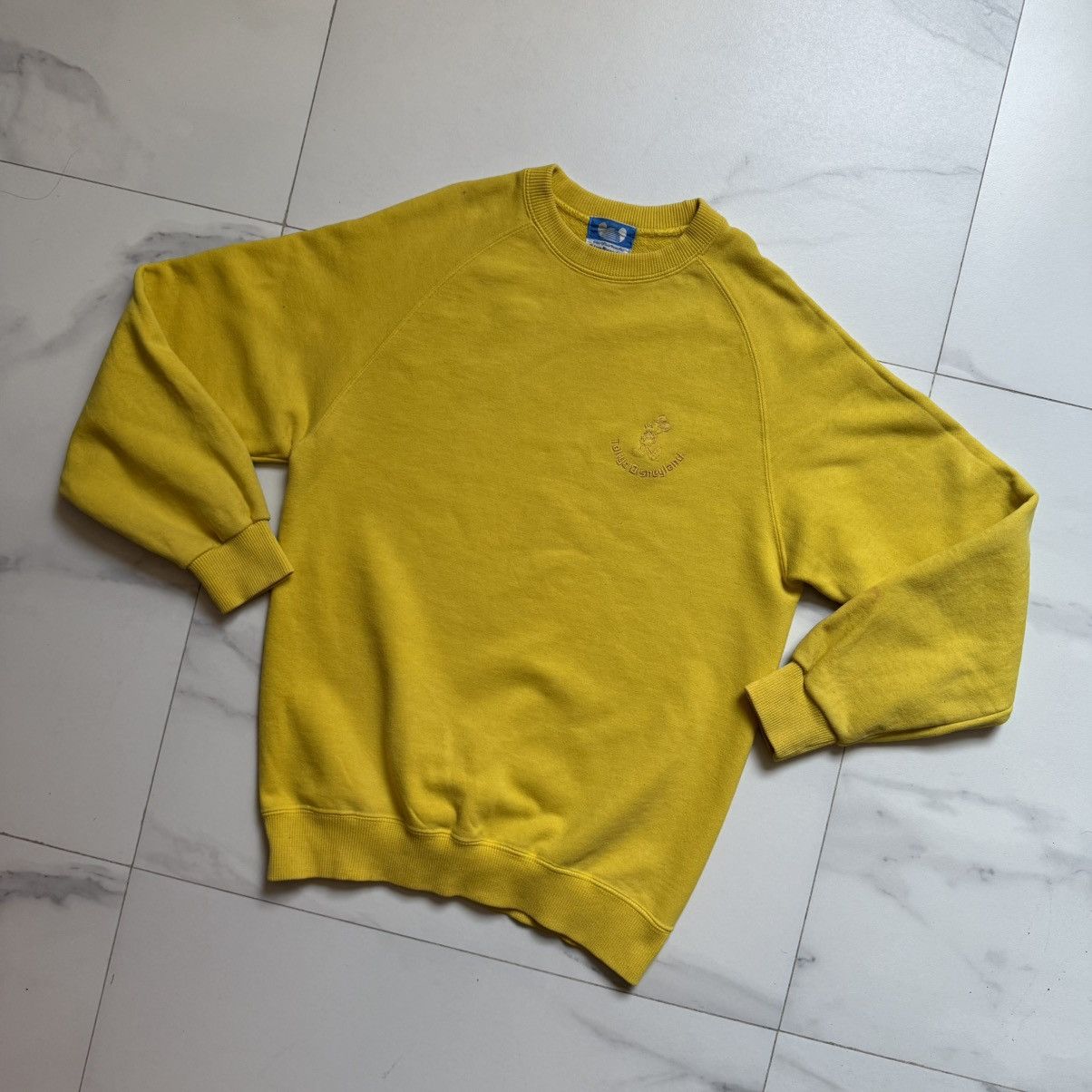 Japanese Brand Vintage 90s Tokyo Disneyland Sweatshirt Size US S / EU 44-46 / 1 - 3 Thumbnail