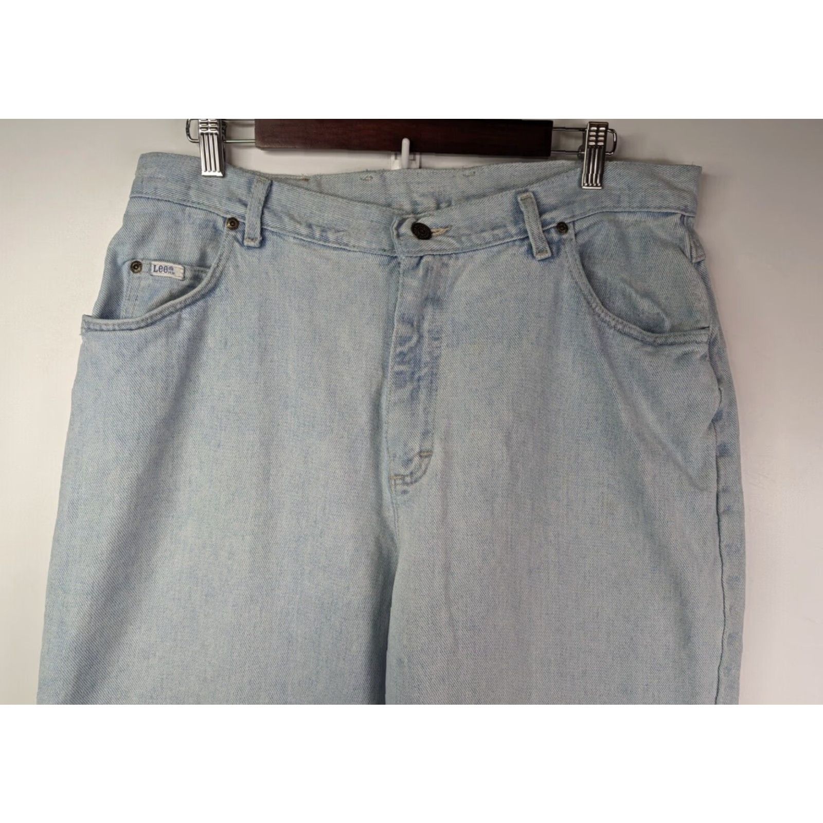 Lee VINTAGE Lee Jeans Denim Jeans Women's 18 Tapered Distressed Light Wash Blue 5-Pocket Boyfriend 5638 Size 40" / US 18 - 2 Thumbnail