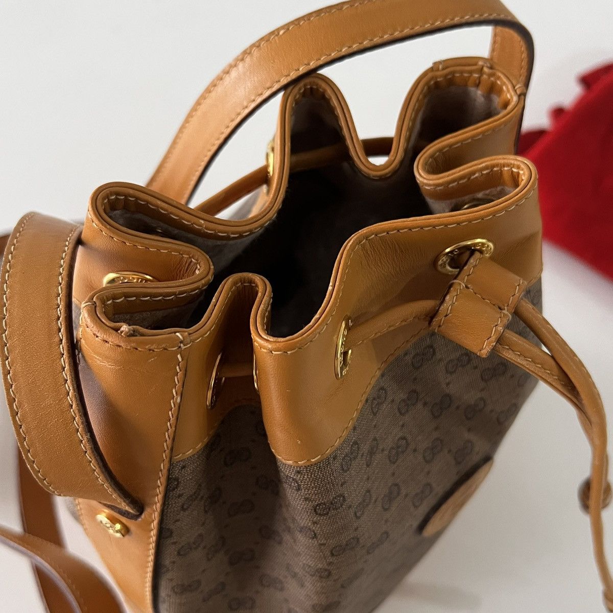 Gucci Gucci drawstring small bucket bag Size ONE SIZE - 9 Thumbnail