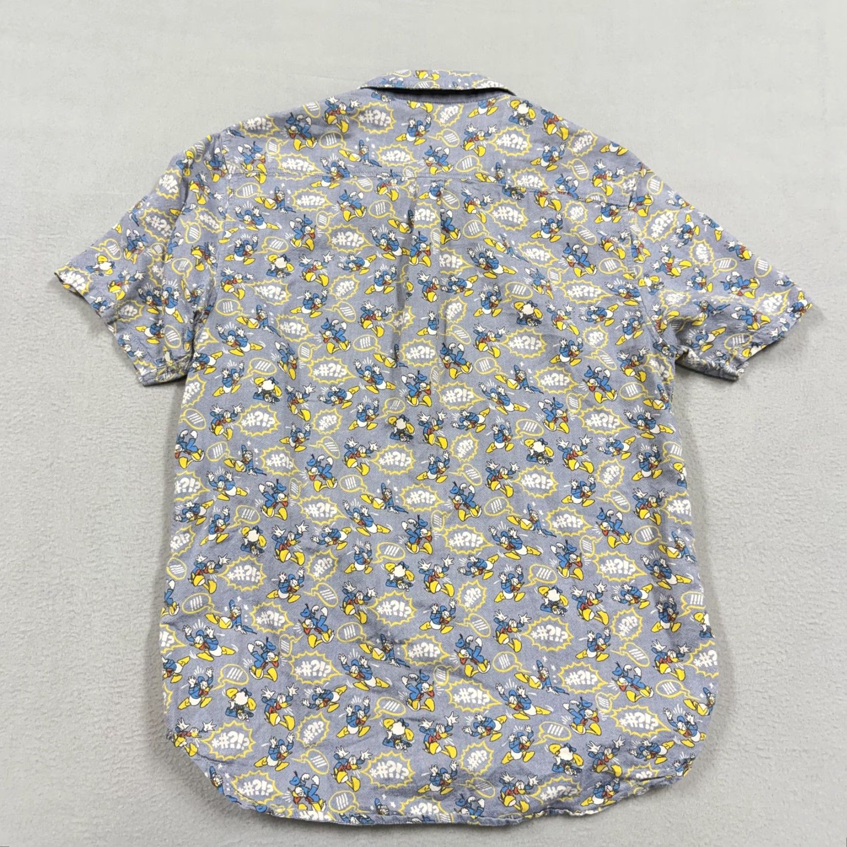 Vans Vans Shirt Mens Medium Blue Donald Duck Disney Print Short Sleeve Button Casual Size US M / EU 48-50 / 2 - 4 Thumbnail
