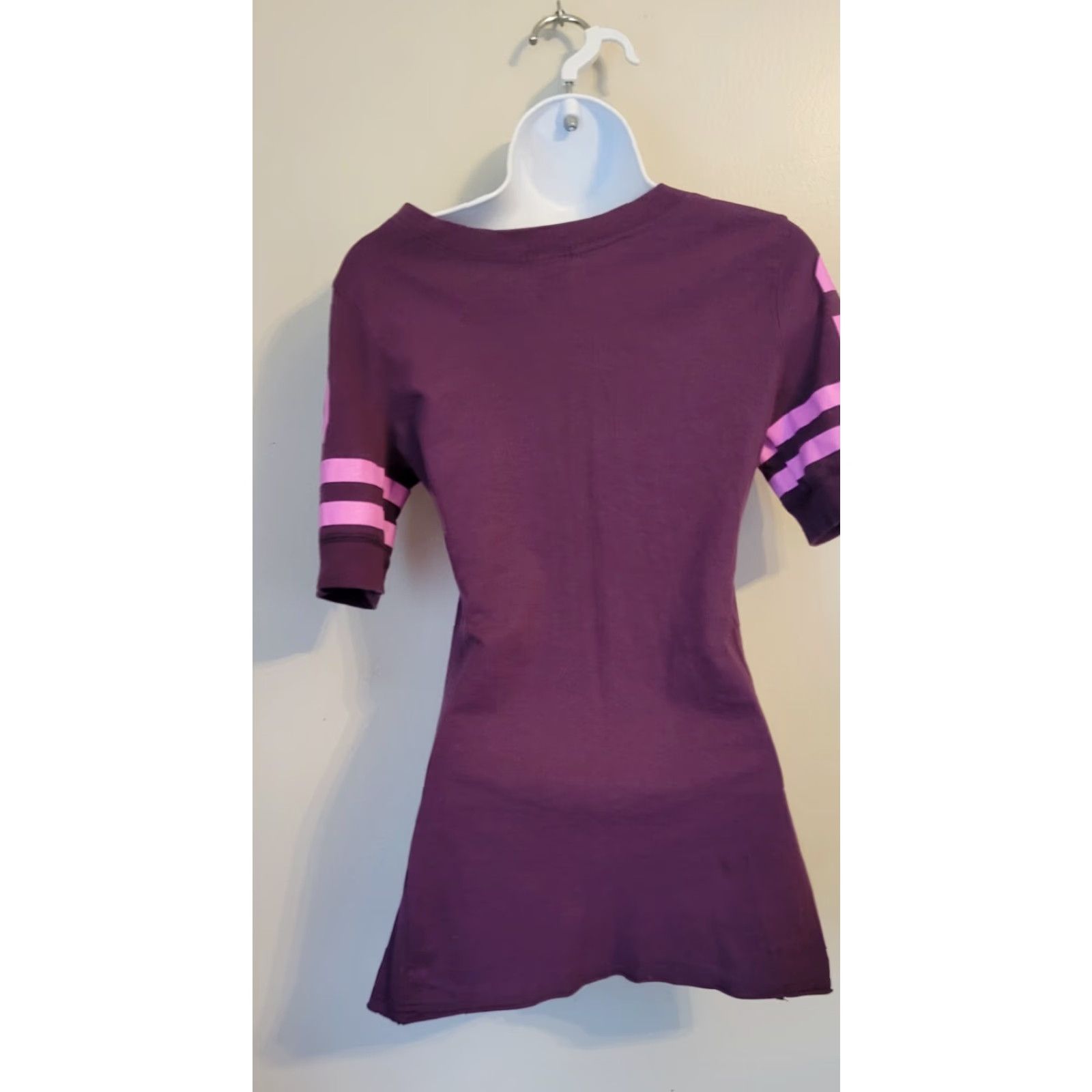 Vintage VINTAGE Wet Seal Tunic Shirt L Juniors Women Purple Sparkle Jersey Top T-Shirt Casual Sleeve V-Neck 100% Cotton Size L / US 10 / IT 46 - 2 Thumbnail