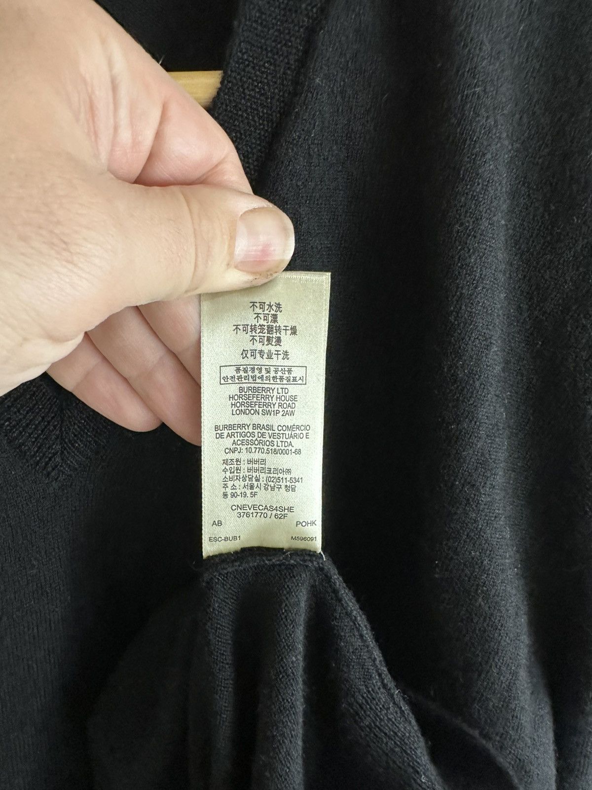 Burberry Burberry pullower size fits XL Size US XL / EU 56 / 4 - 6 Thumbnail