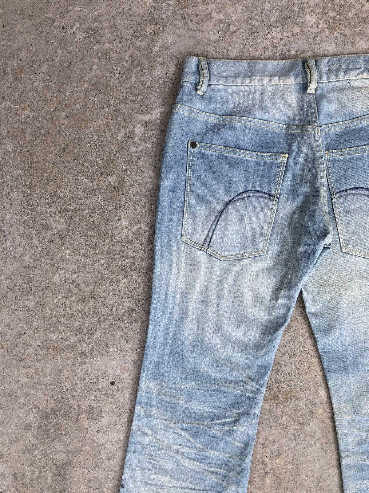 Japanese Brand Japanese Kunna Flared Jeans Distressed Jeans Size US 31 - 9 Thumbnail