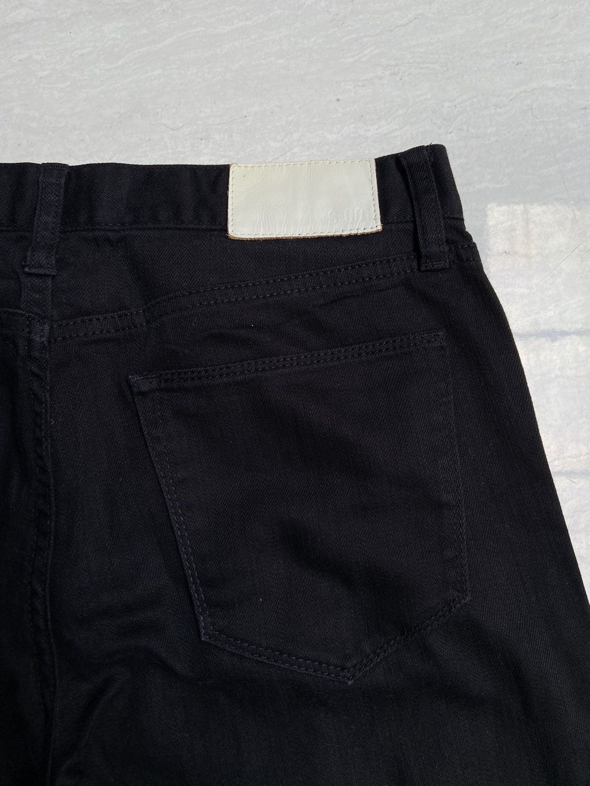 Uniqlo UNIQLO Original Basic Light Weight Black Pants Size US 31 - 7 Thumbnail