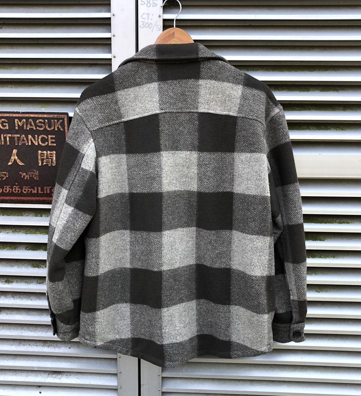 Uniqlo Uniqlo Wool Blanket Shirt Jacket Size US M / EU 48-50 / 2 - 8 Thumbnail