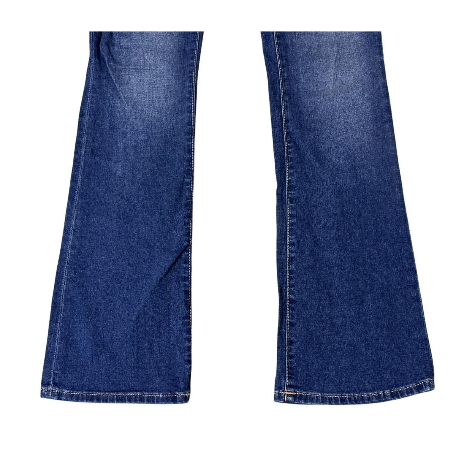 True Religion TRUE RELIGION Becca Mid Rise Bootcut Jeans Horseshoe Stitch Size 27" / US 4 / IT 40 - 3 Thumbnail