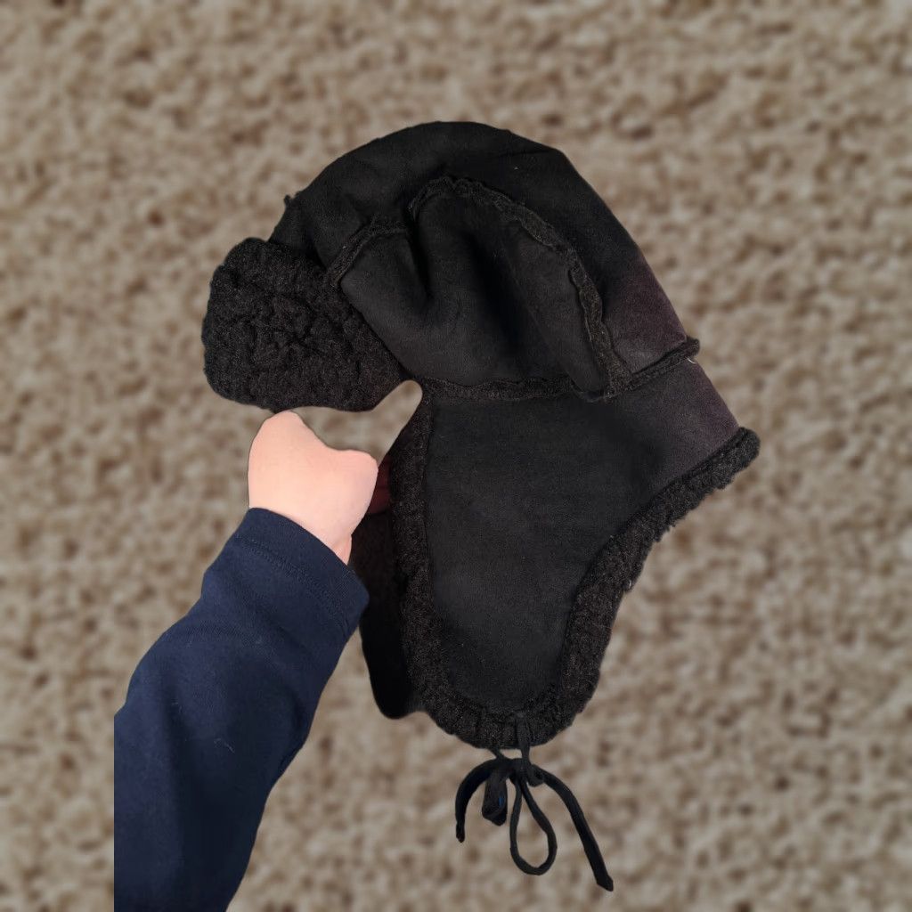 Forever 21 Trapper Beanie Womens One Size Black Knit Acrylic Polyester Lined Hat Womens One Size Black Knit Trapper Beanie Forever 21