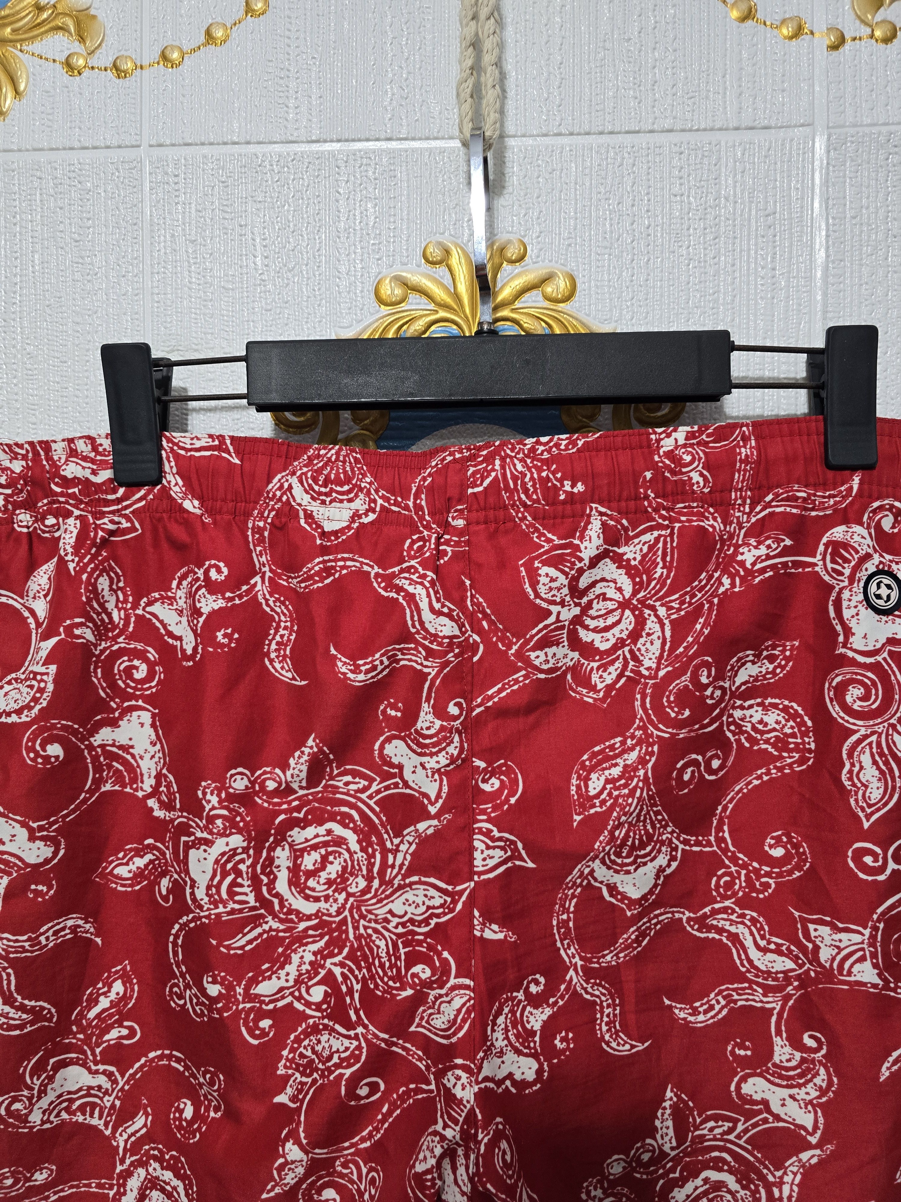 Colmar Colmar red floral print swim shorts. VINTAGE,xl Size US 36 / EU 52 - 6 Thumbnail