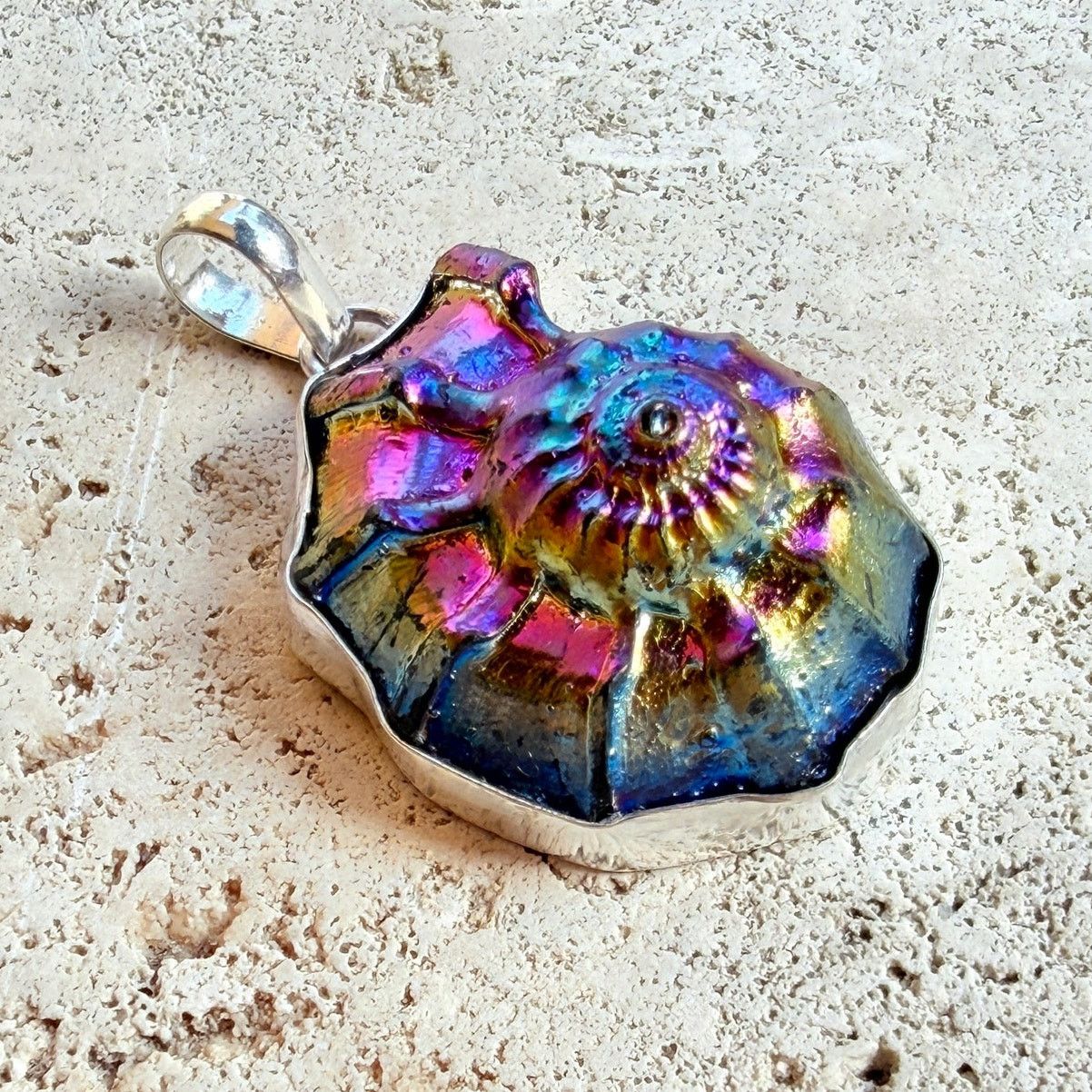 The Unbranded Brand Rainbow Titanium Ammonite Pendant 925 Plated Size ONE SIZE - 2 Thumbnail