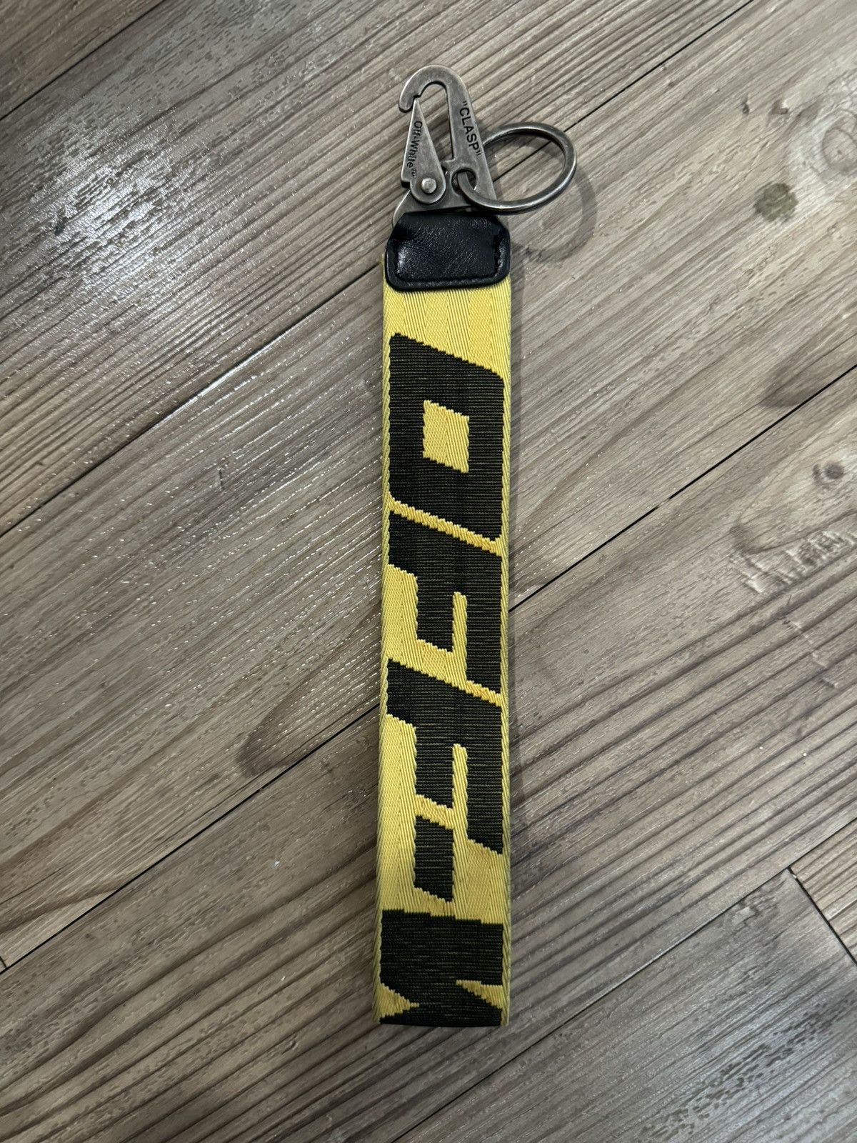 Off-White Off white industrial keychain | Grailed