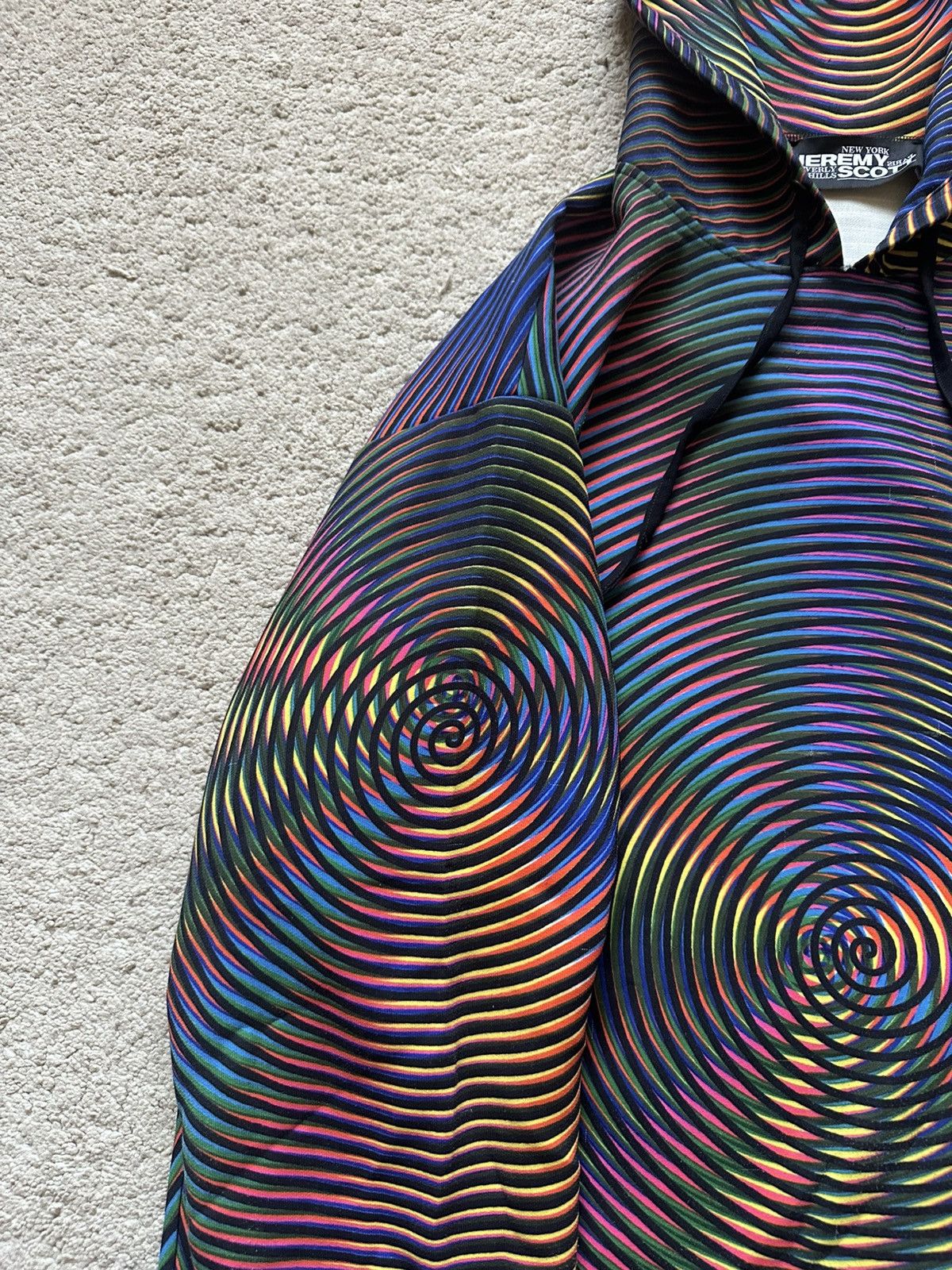 Jeremy Scott 2000s Jeremy Scott LSD Psychedelic Spiral Illusion Hoodie Size US M / EU 48-50 / 2 - 10 Thumbnail