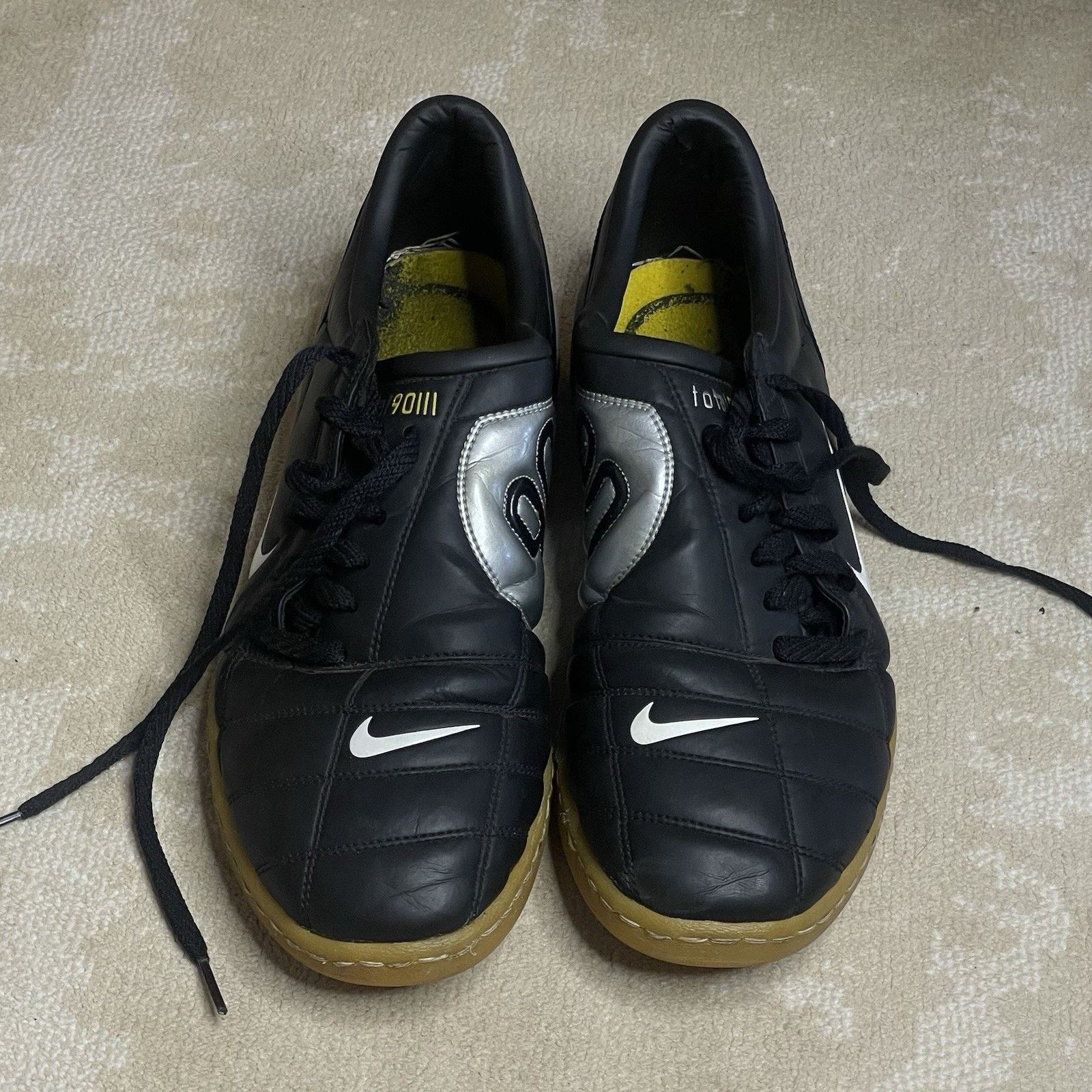 Nike vintage Nike Total 90 lll Indoor Shoes Football Soccer 2004 Size US 12 / EU 45 - 4 Thumbnail