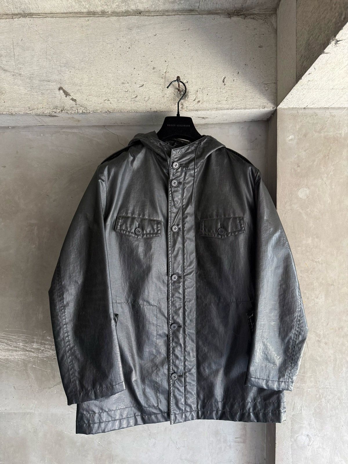 Black Barrett BLACKBARRETT by Neil Barrett Black Coated Hooded Parka Size US S / EU 44-46 / 1 - 10 Thumbnail