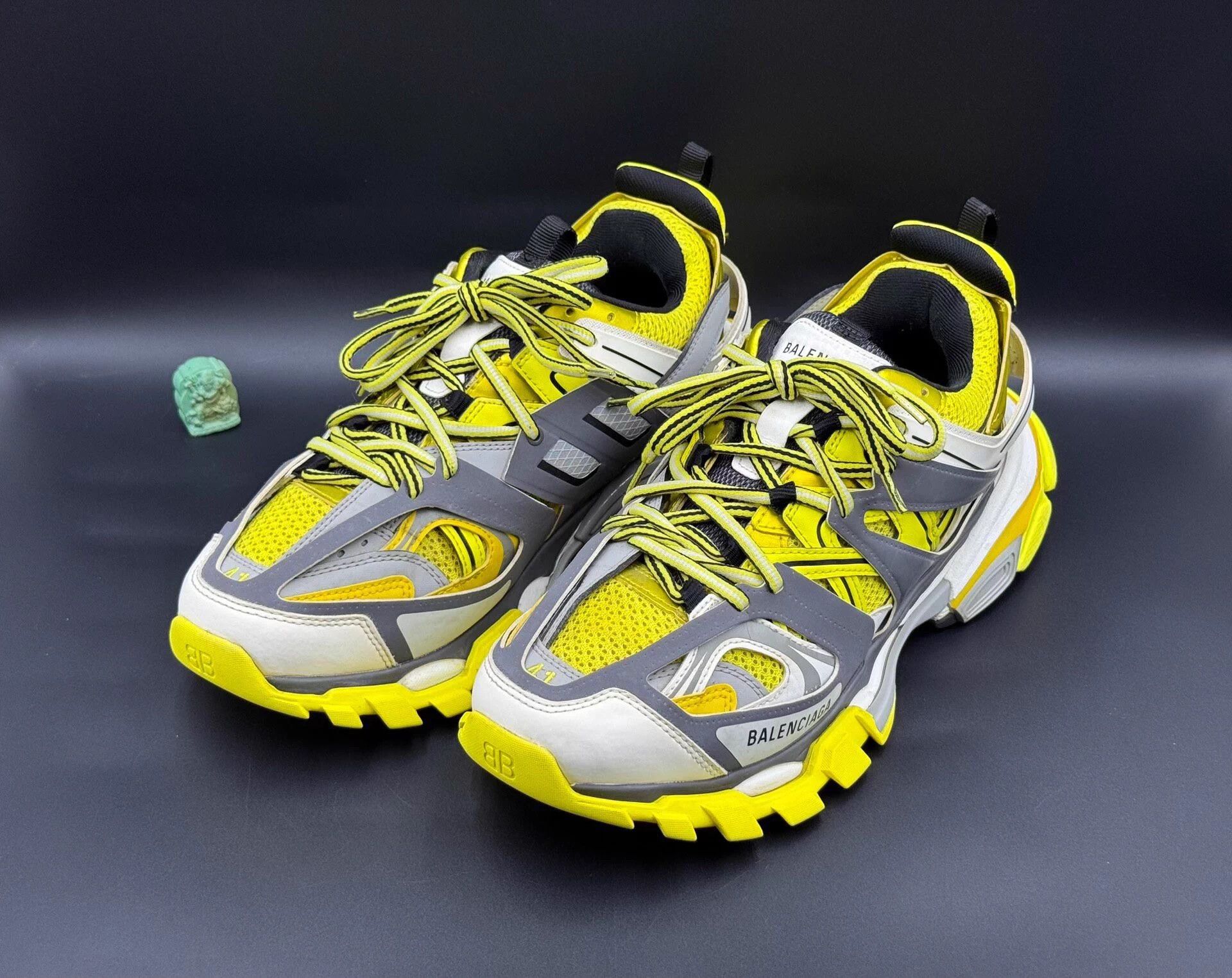 Balenciaga Balenciaga Track low top men's yellow dad shoe Size US 8 / EU 41 - 1 Thumbnail