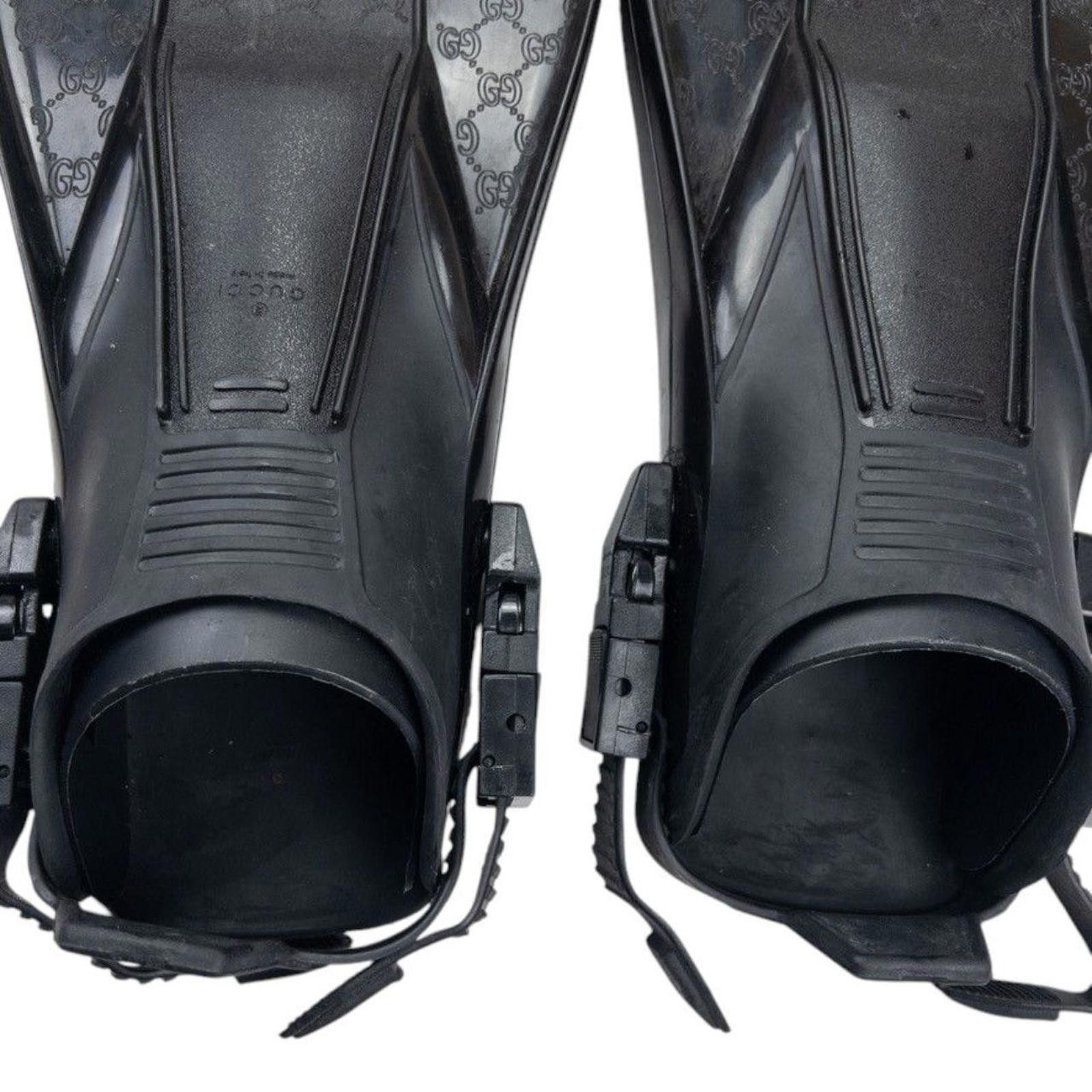 Gucci Vintage Gucci Monogram Swim Fin Flippers Size M-L Size US 32 / EU 48 - 5 Thumbnail