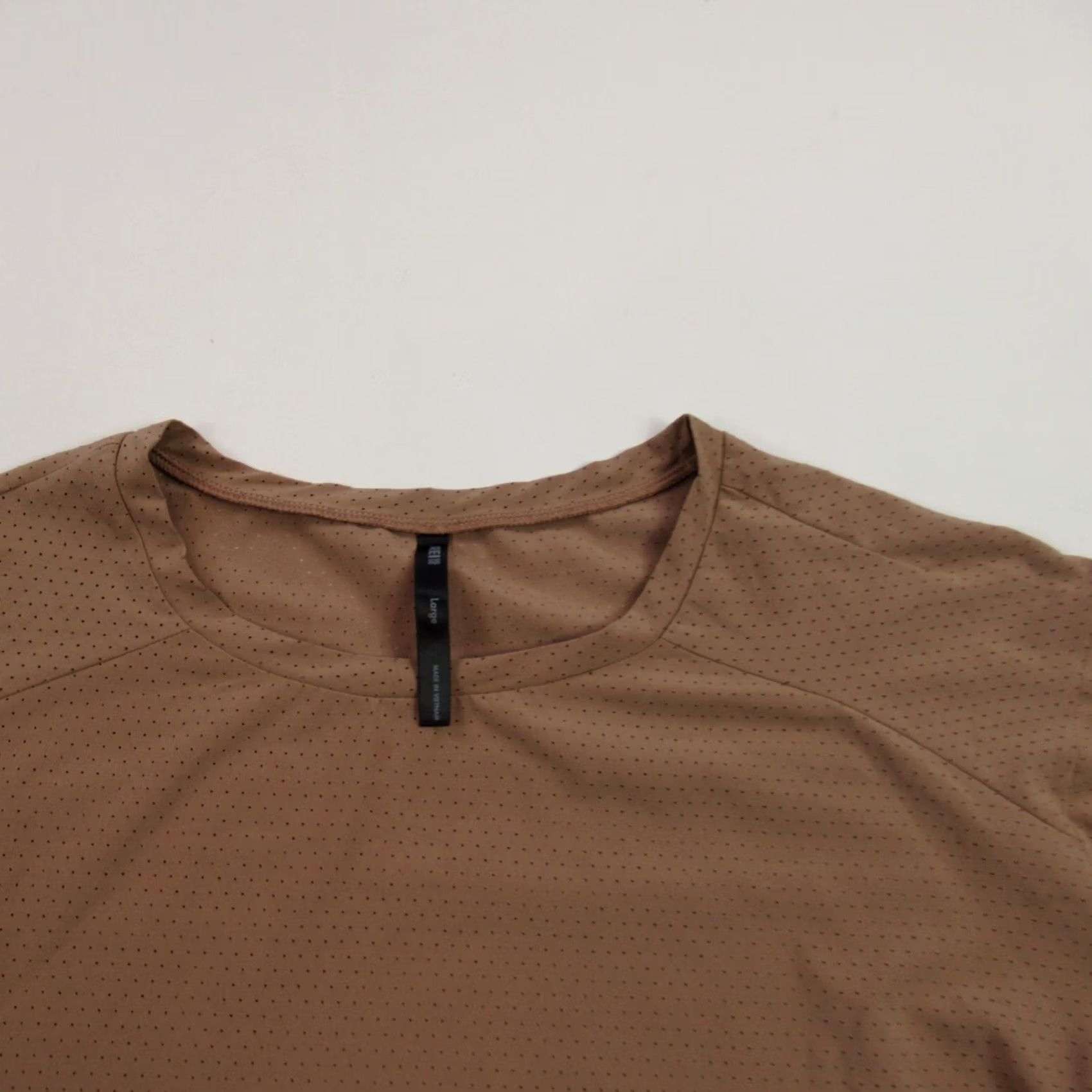 Vintage REI Shirt Womens L Short Sleeve Crew Neck Pullover Brown Lightweight Stretch Casual T-Shirt Basic Outdoor All Seasons Mens Womens Girls Boys - Size L / US 10 / IT 46 - 2 Thumbnail