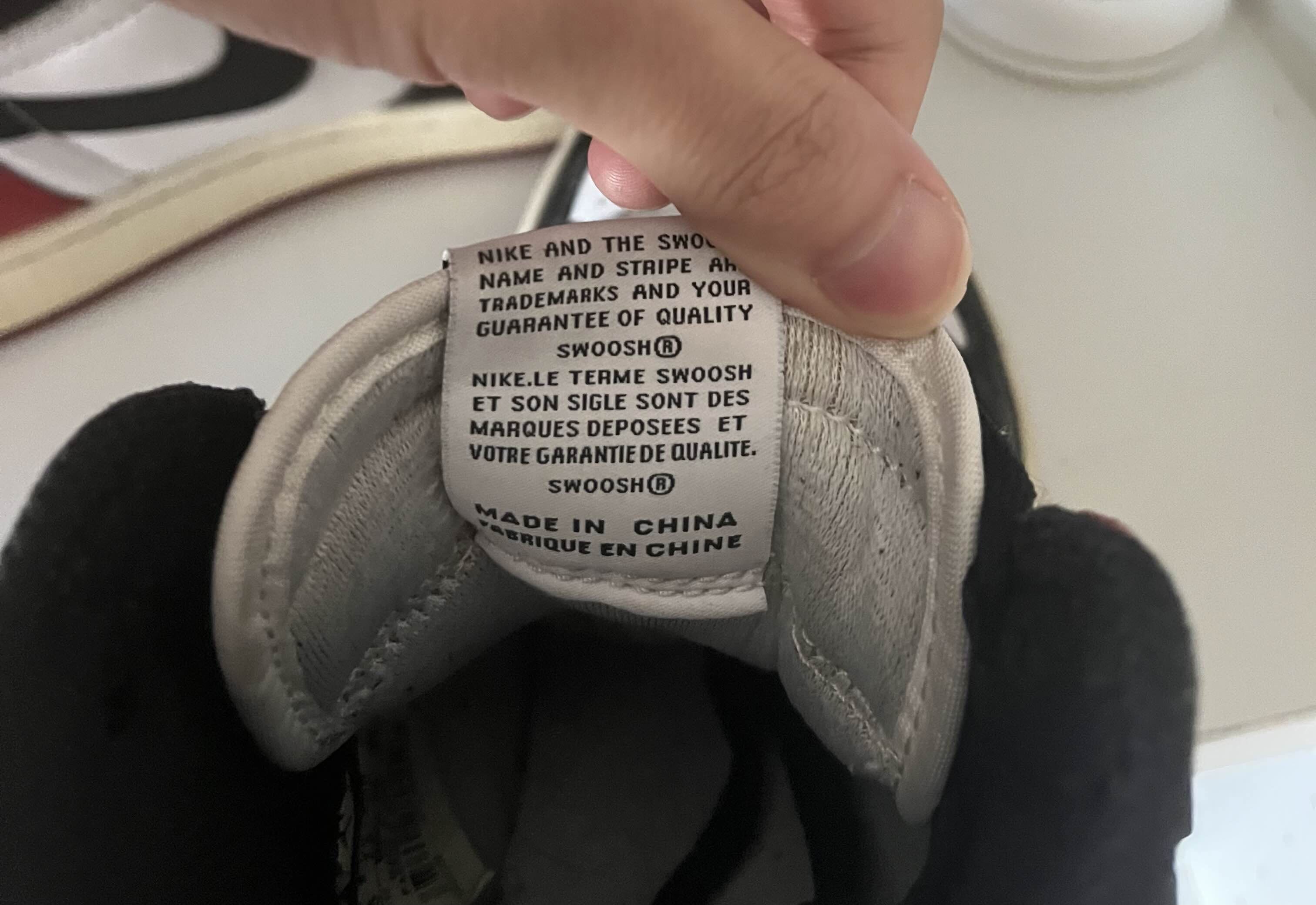 Jordan Brand 2016 Jordan 1 Black Toe Size US 8.5 / EU 41-42 - 9 Thumbnail