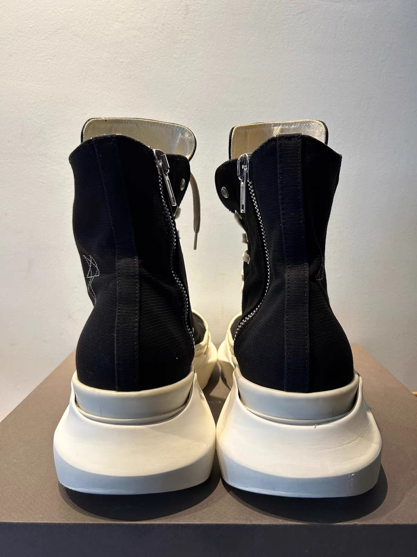 Rick Owens Rick Owens x Converse Pentagram Tank Sneakers Size US 10 / EU 43 - 5 Thumbnail