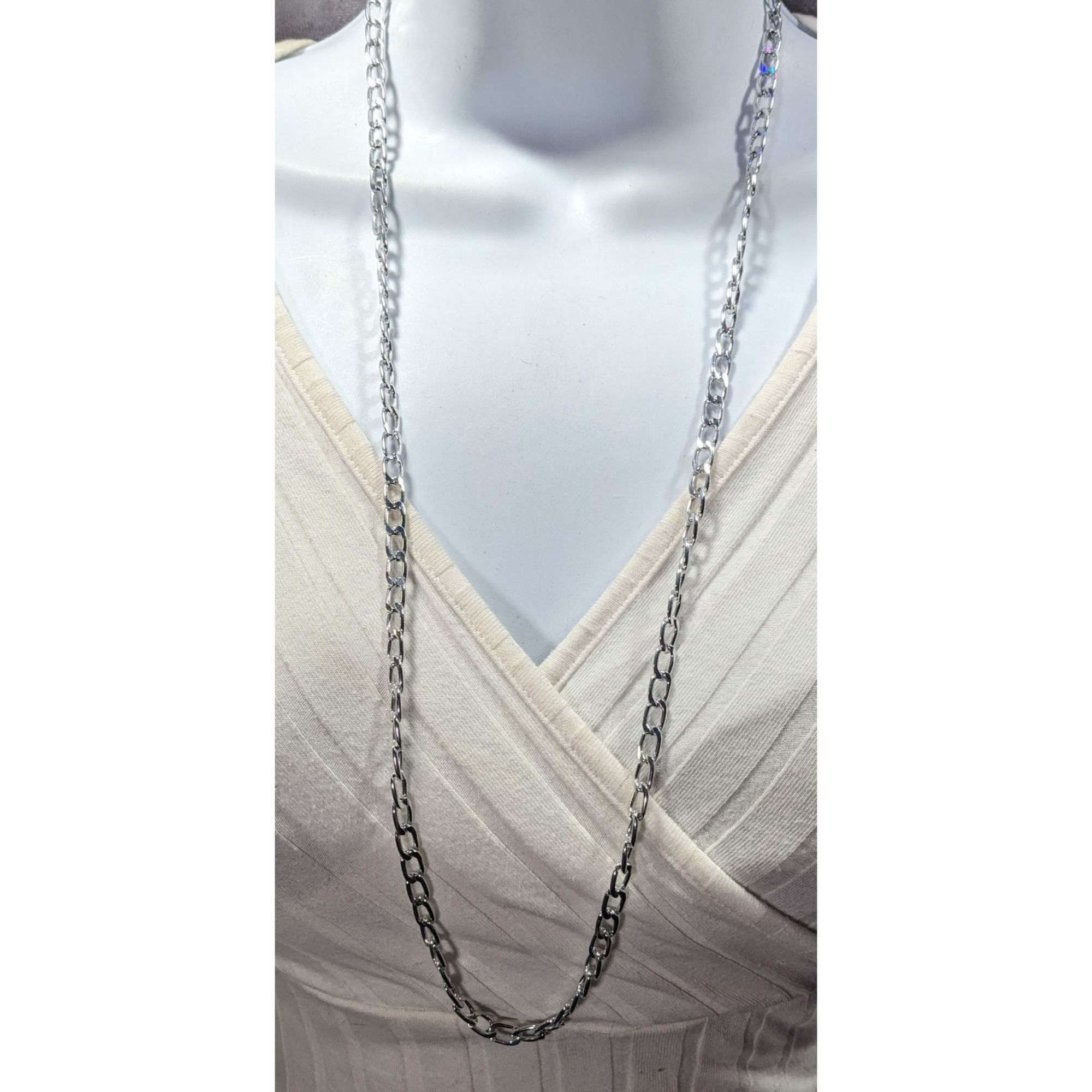 Other Bright Silver Tone Lightweight Aluminum Chain Necklace Size ONE SIZE - 3 Thumbnail