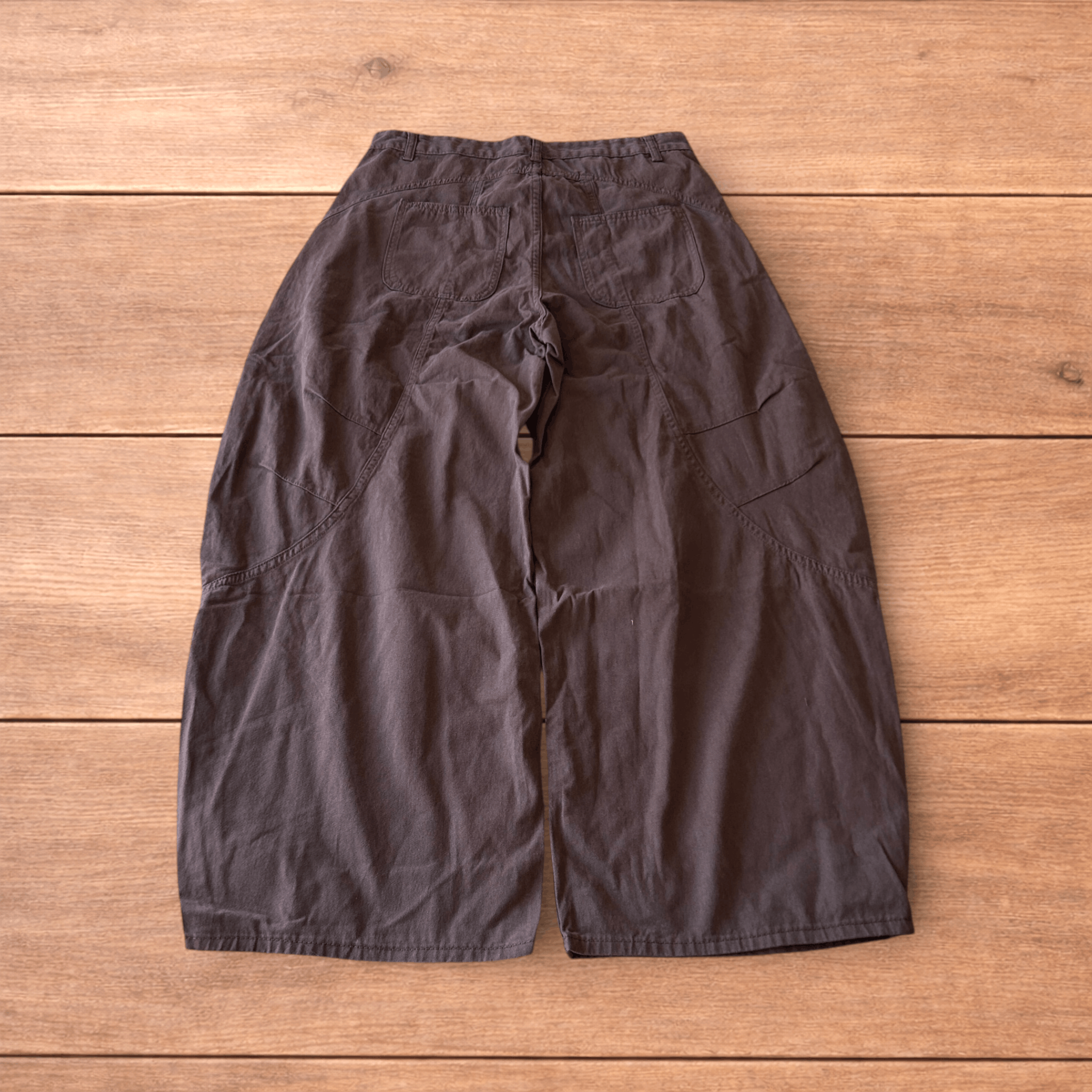 Japanese Brand Vintage Military style baggy wide cargo trousers in brown. Size US 36 / EU 52 - 2 Thumbnail