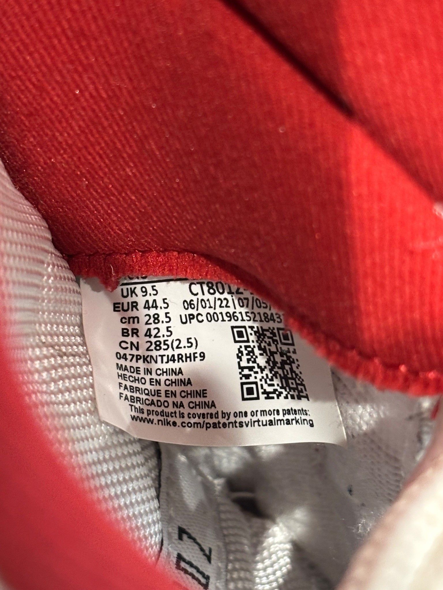 Jordan Brand Jordan 11 Cherry (2022) Size US 10.5 / EU 43-44 - 7 Thumbnail