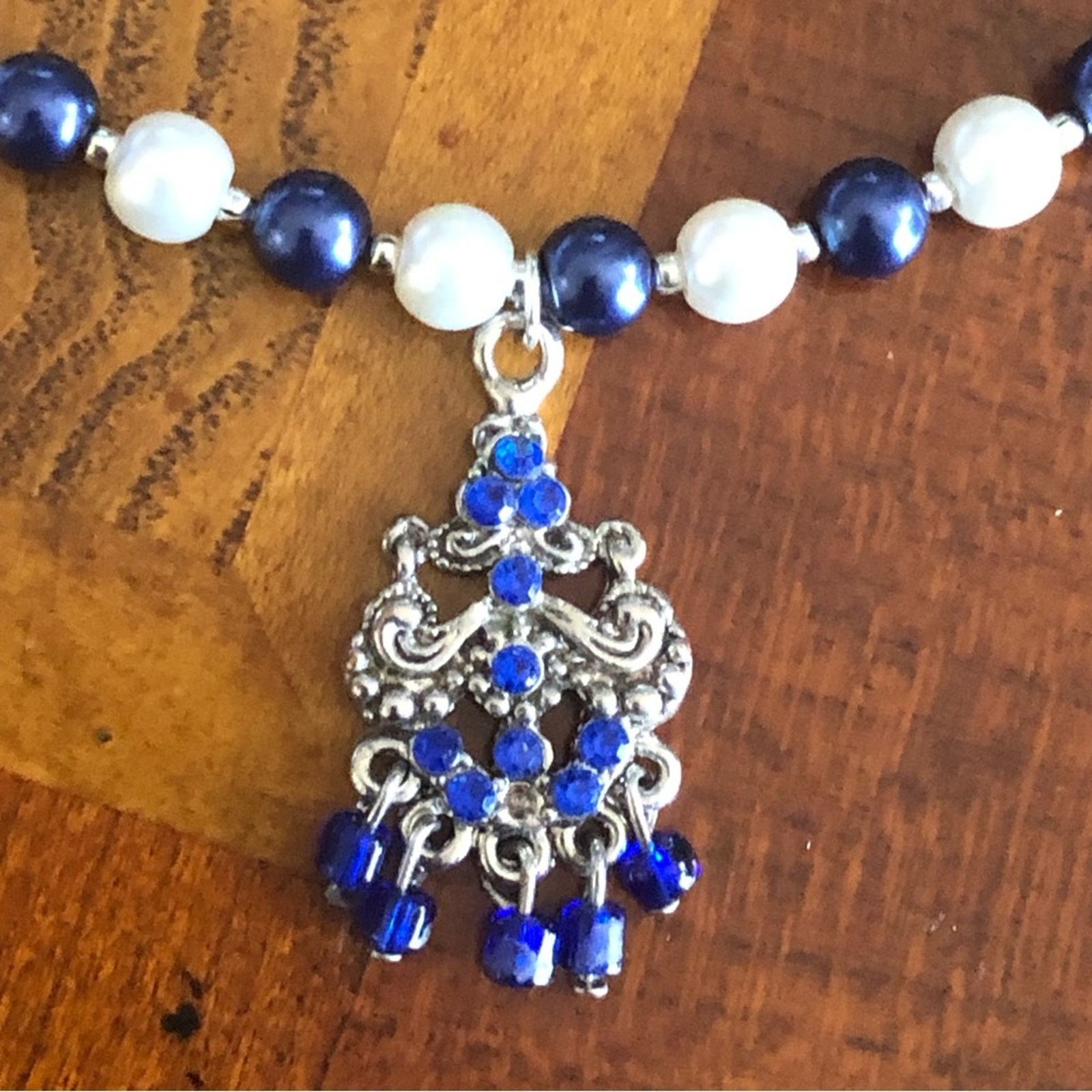 Handmade Handcrafted repurpose royal blue chandelier Pearl necklace Size ONE SIZE - 7 Thumbnail