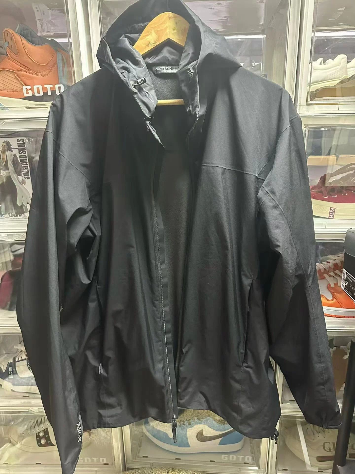 Arc'teryx Arc'teryx L Fleece-lined Brand New Jacket Size US L / EU 52-54 / 3 - 1 Thumbnail